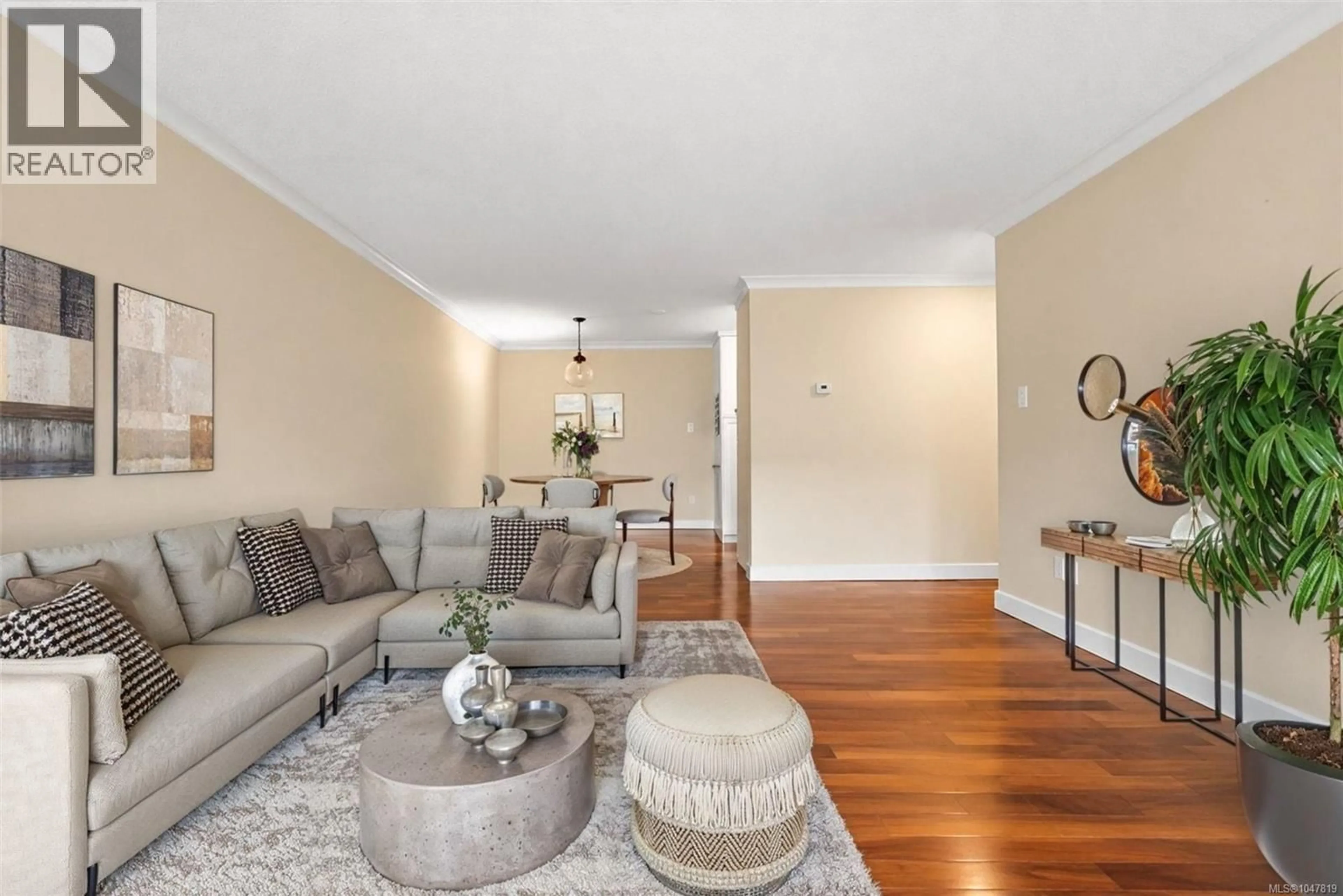 Living room with furniture, unknown for 104 - 1024 FAIRFIELD ROAD, Victoria British Columbia V8V3A5