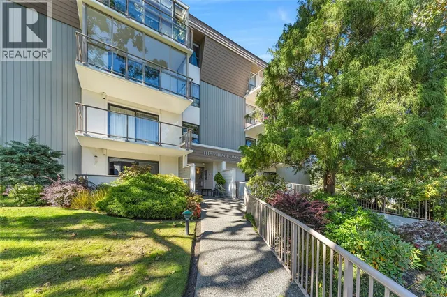 407 - 2125 OAK BAY AVENUE, Oak Bay 2