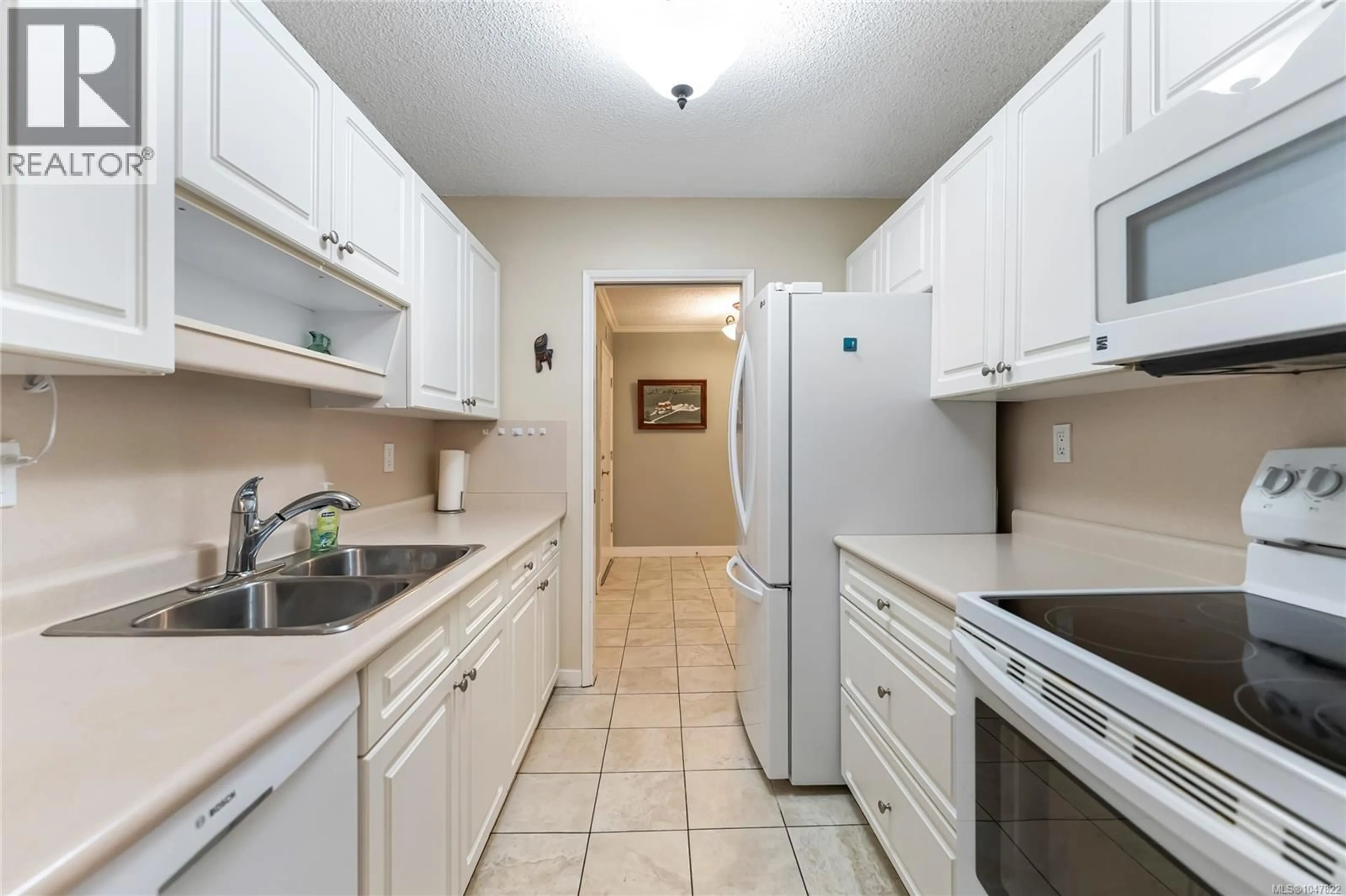 Standard kitchen, unknown for 407 - 2125 OAK BAY AVENUE, Oak Bay British Columbia V8R1E8