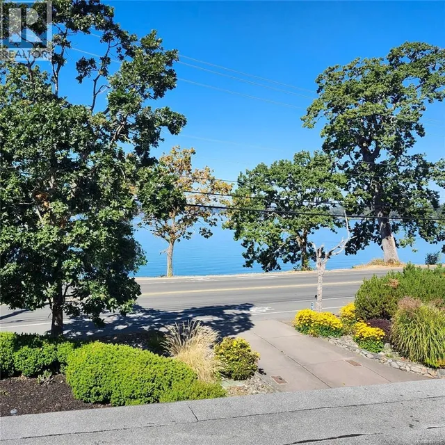 10117 WEST SAANICH ROAD, North Saanich 2