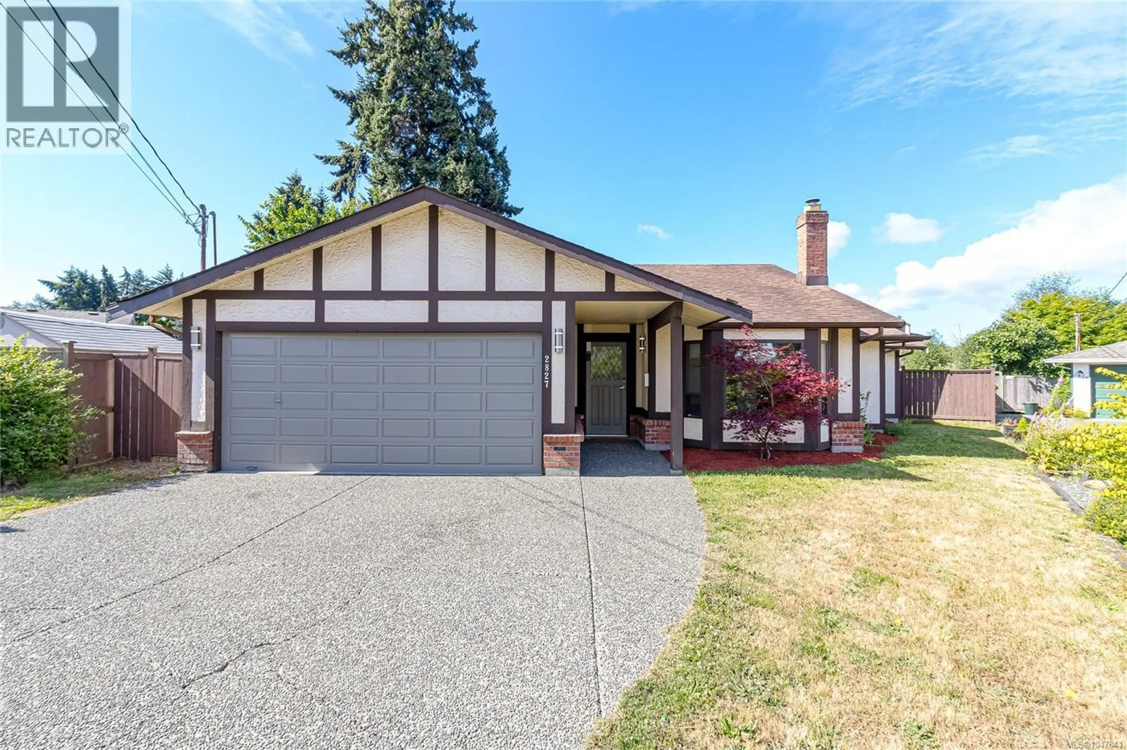 Home with vinyl exterior material, street for 2827 PICKFORD ROAD, Colwood British Columbia V9B2K3
