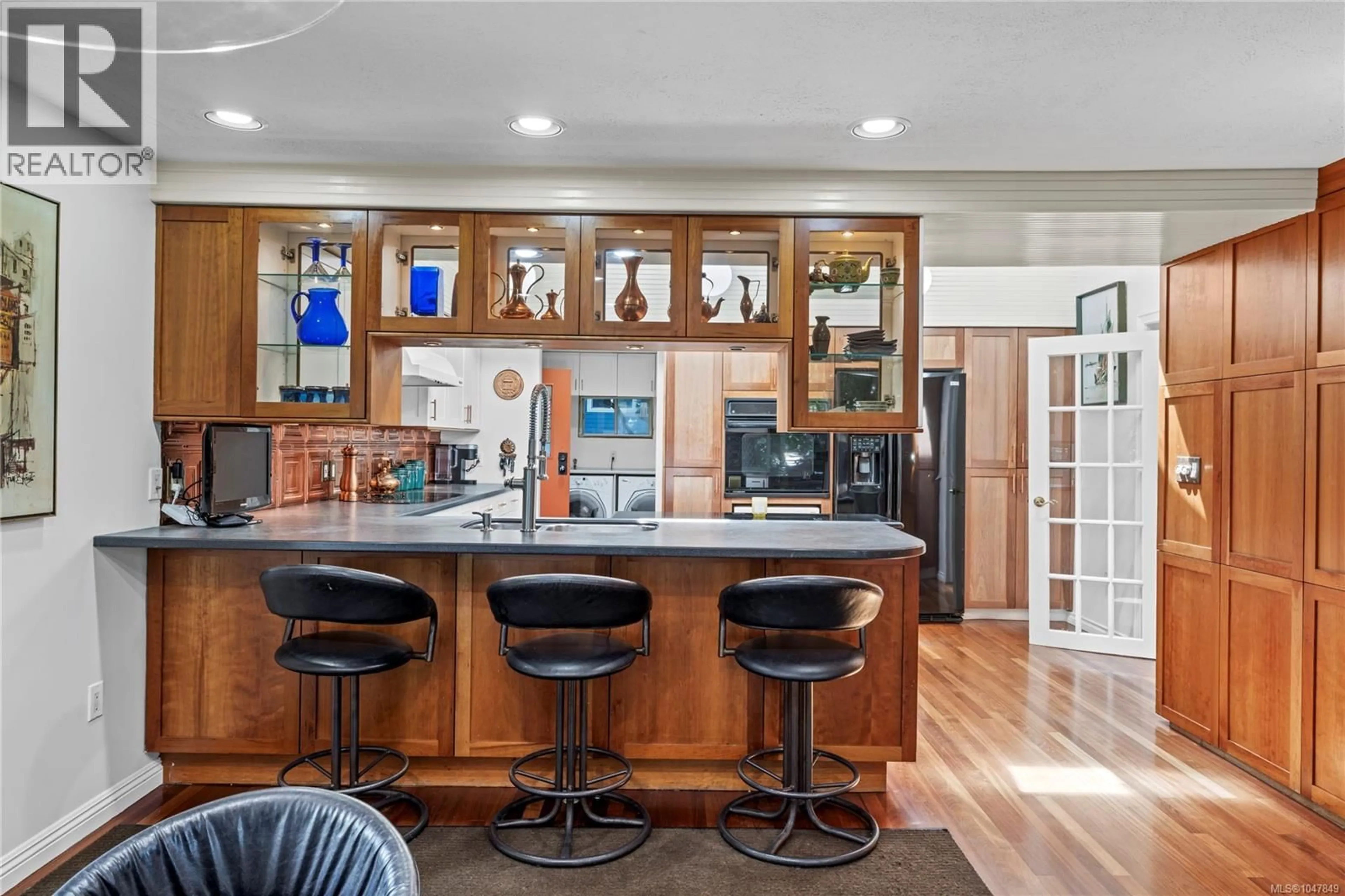 Open concept kitchen, unknown for 139 HOYLAKE ROAD WEST, Qualicum Beach British Columbia V9K1K3