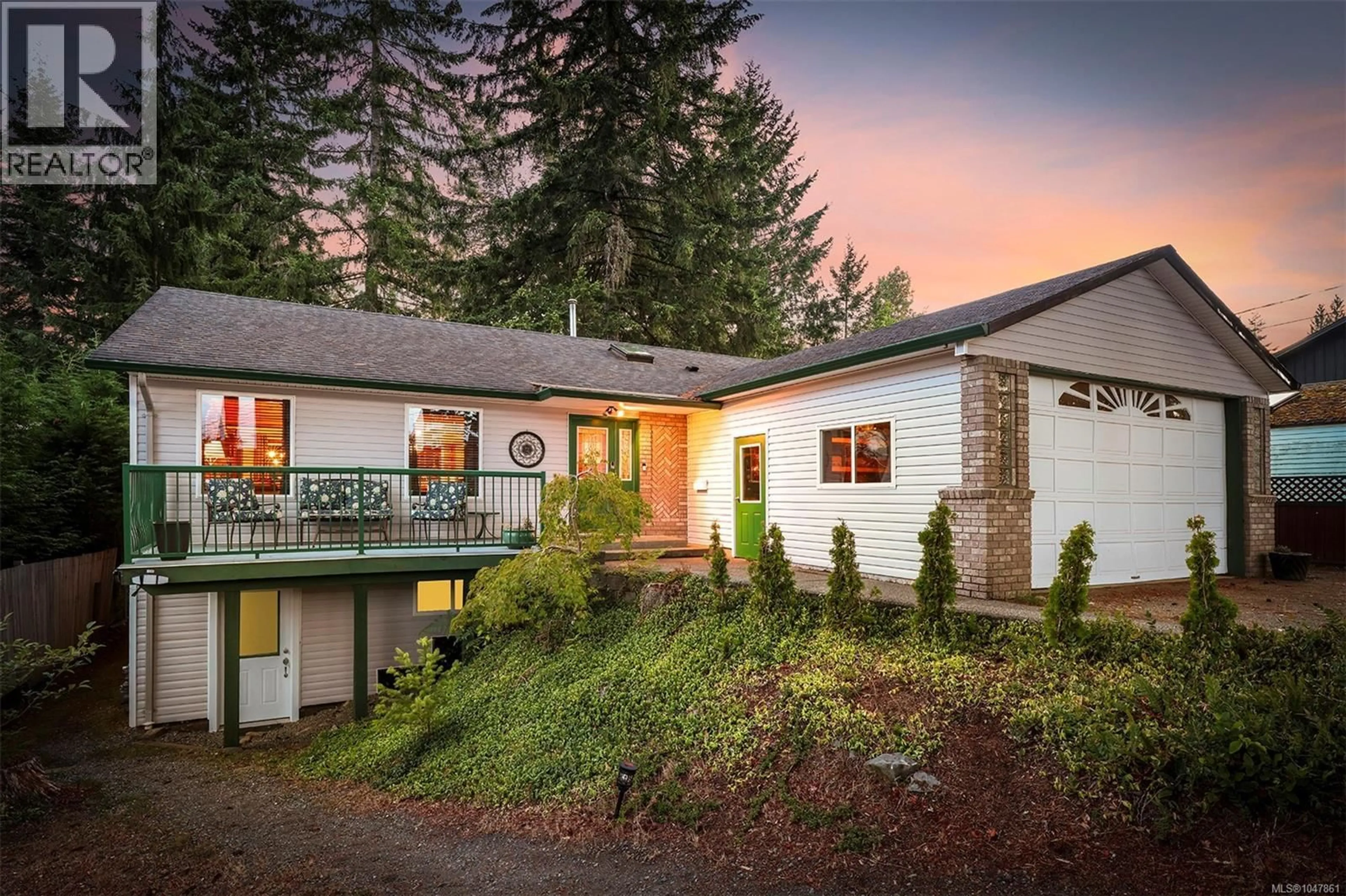 Unknown for 2797 KESWICK AVENUE, Cumberland British Columbia V0R1S0