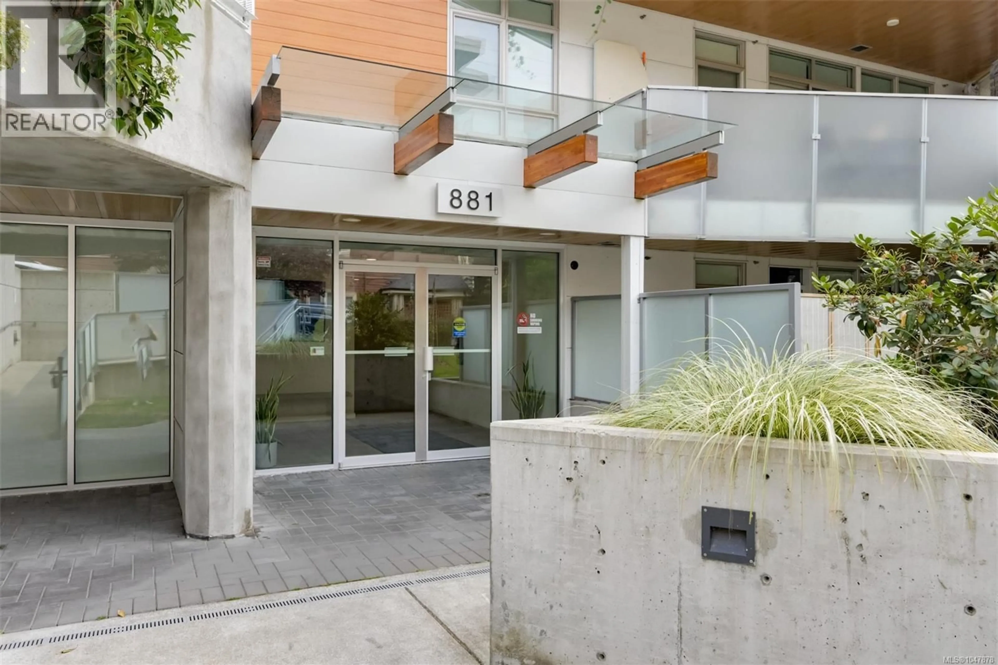 Unknown for 301 - 881 SHORT STREET, Saanich British Columbia V8P2L3