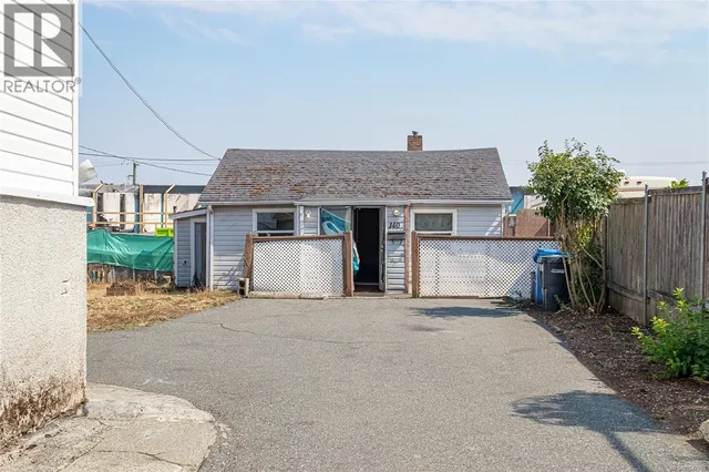 138 STRICKLAND STREET, Nanaimo 5