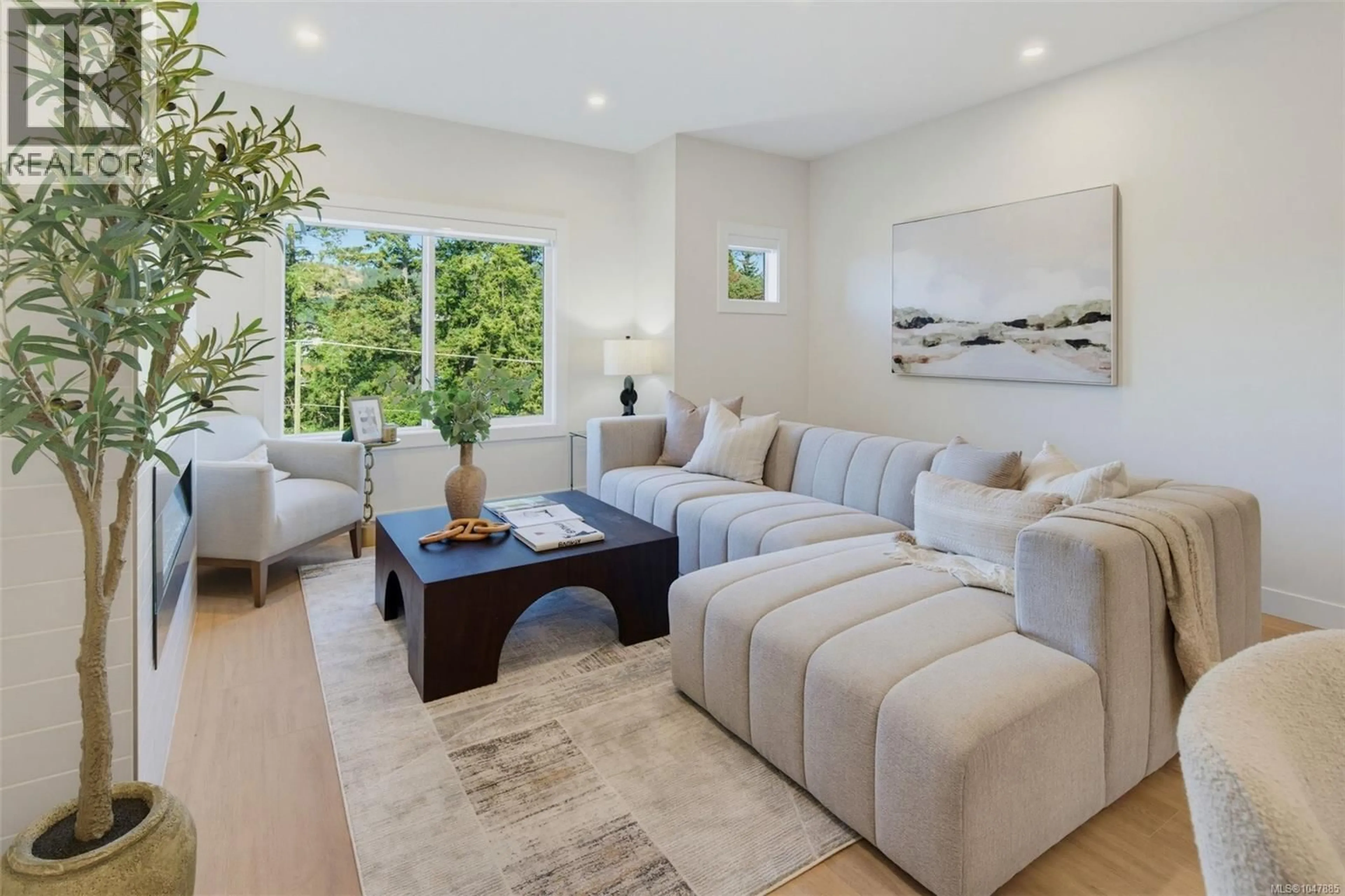 Living room with furniture, unknown for 962 SISKIN RIDGE, Langford British Columbia V9C2X9