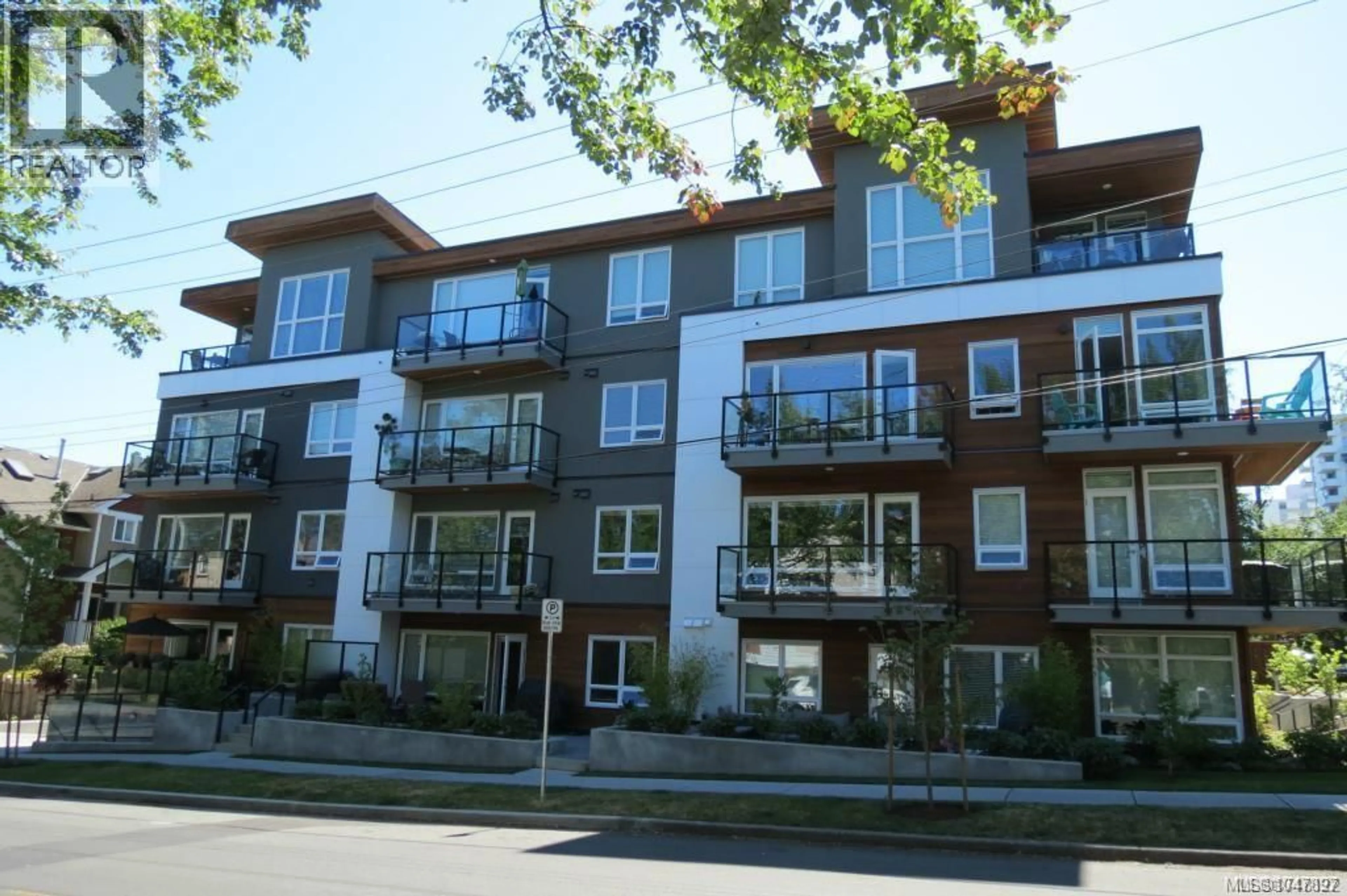 Patio, street for 403 - 300 MICHIGAN STREET, Victoria British Columbia V8V1R5