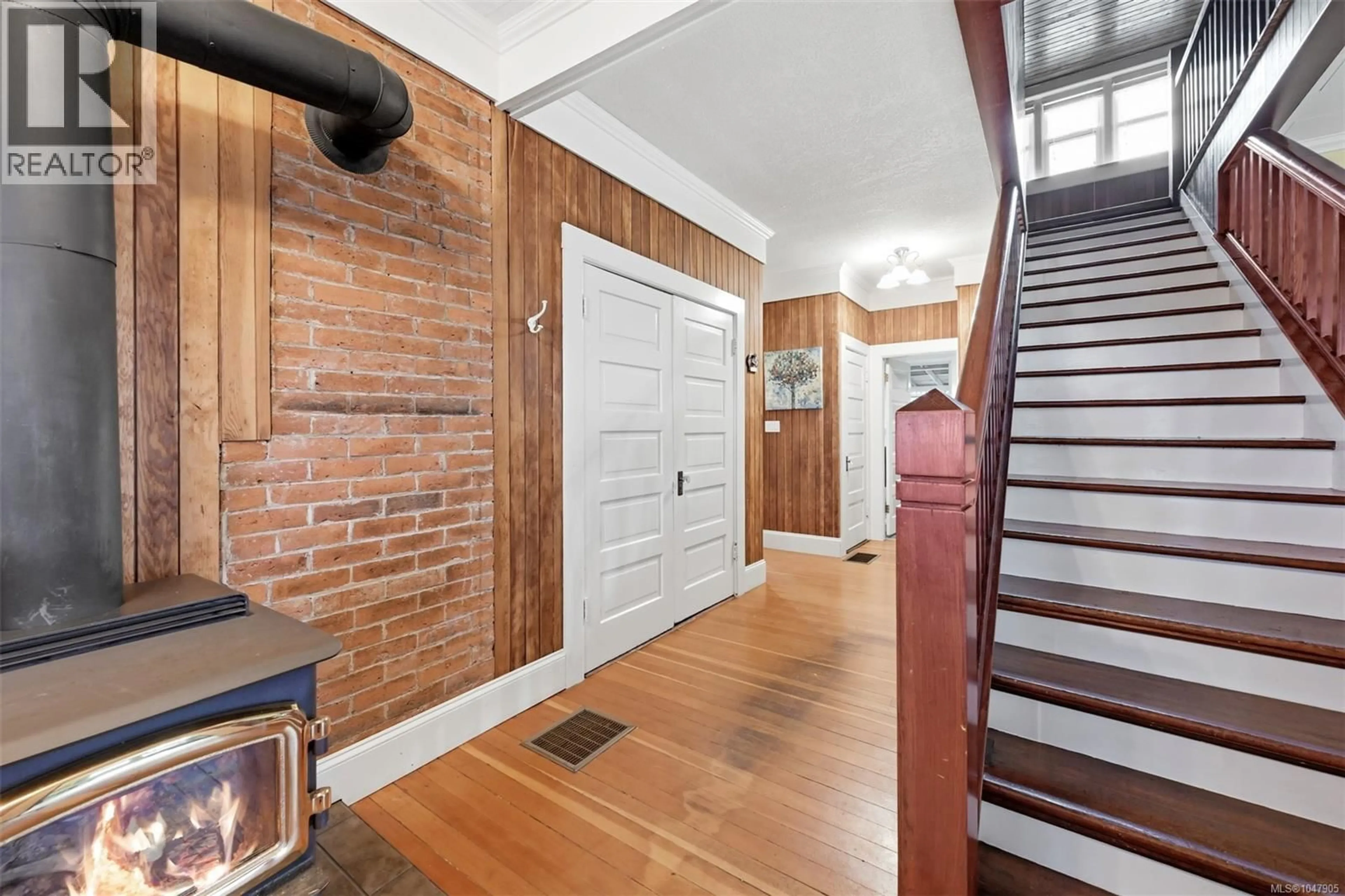 Indoor entryway for 4890 WILSON ROAD, Duncan British Columbia V9L6L5