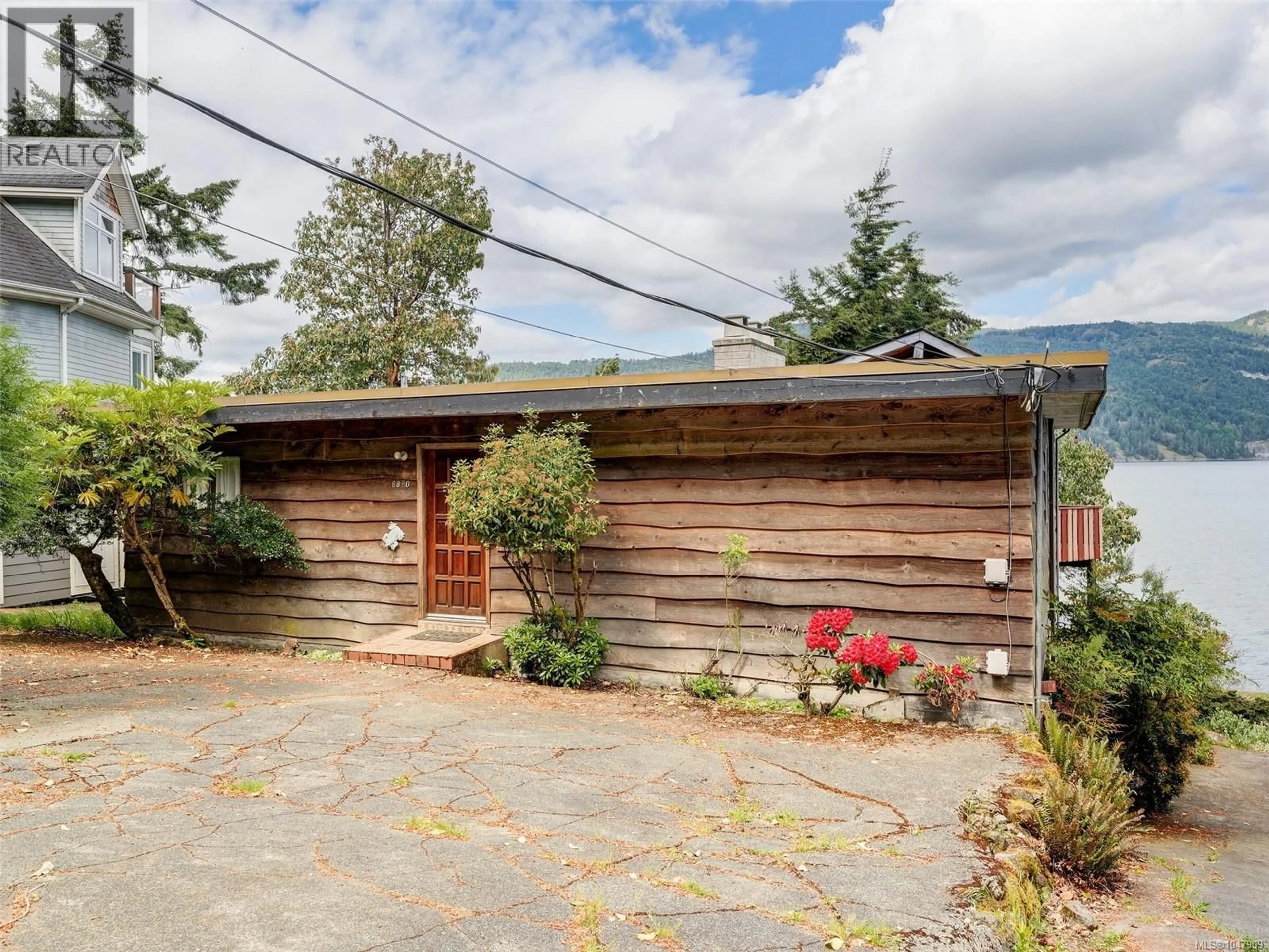 Unknown for 6860 MARK LANE, Central Saanich British Columbia V9E2A1