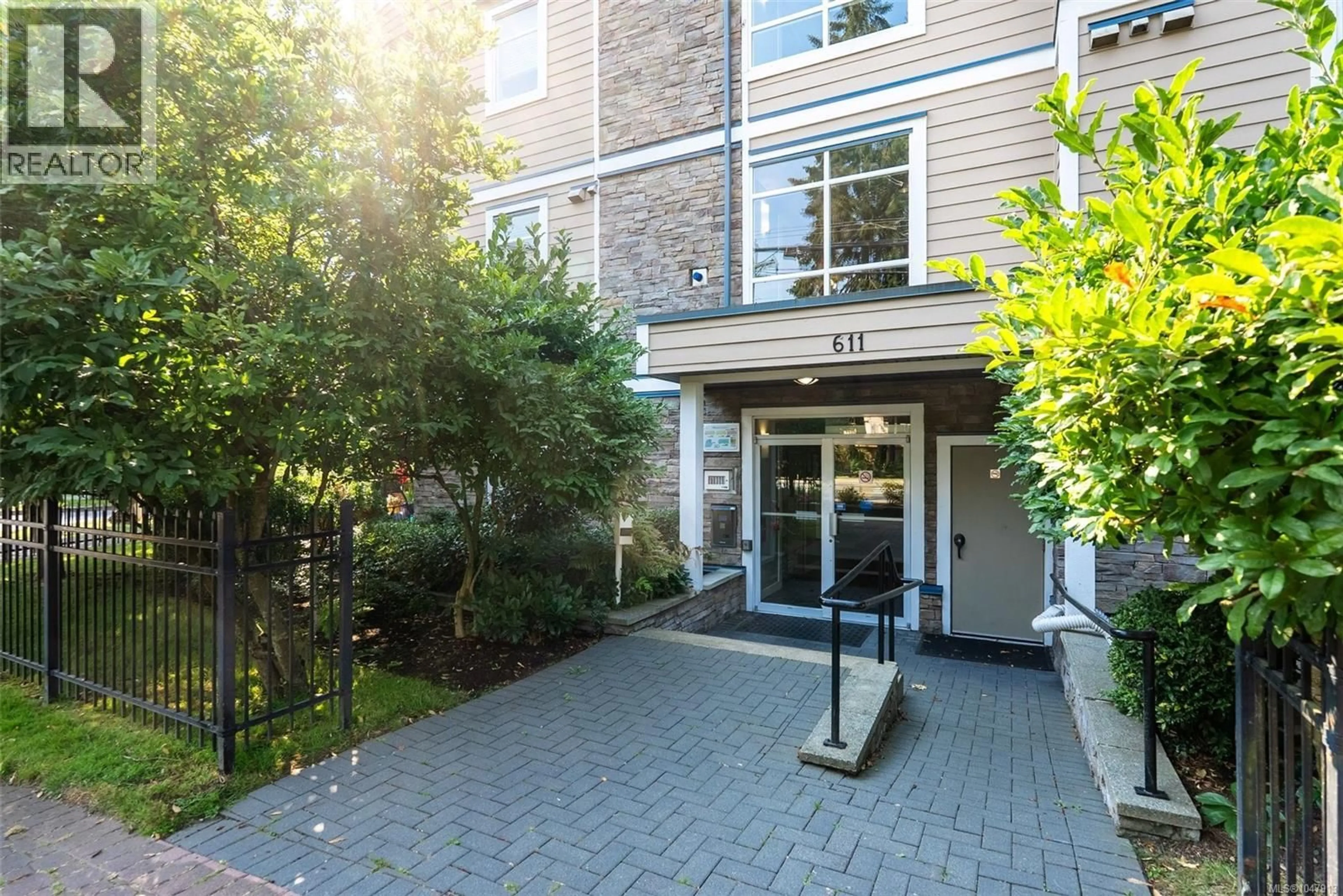 Unknown for 211 - 611 GOLDSTREAM AVENUE, Langford British Columbia V9B2W9