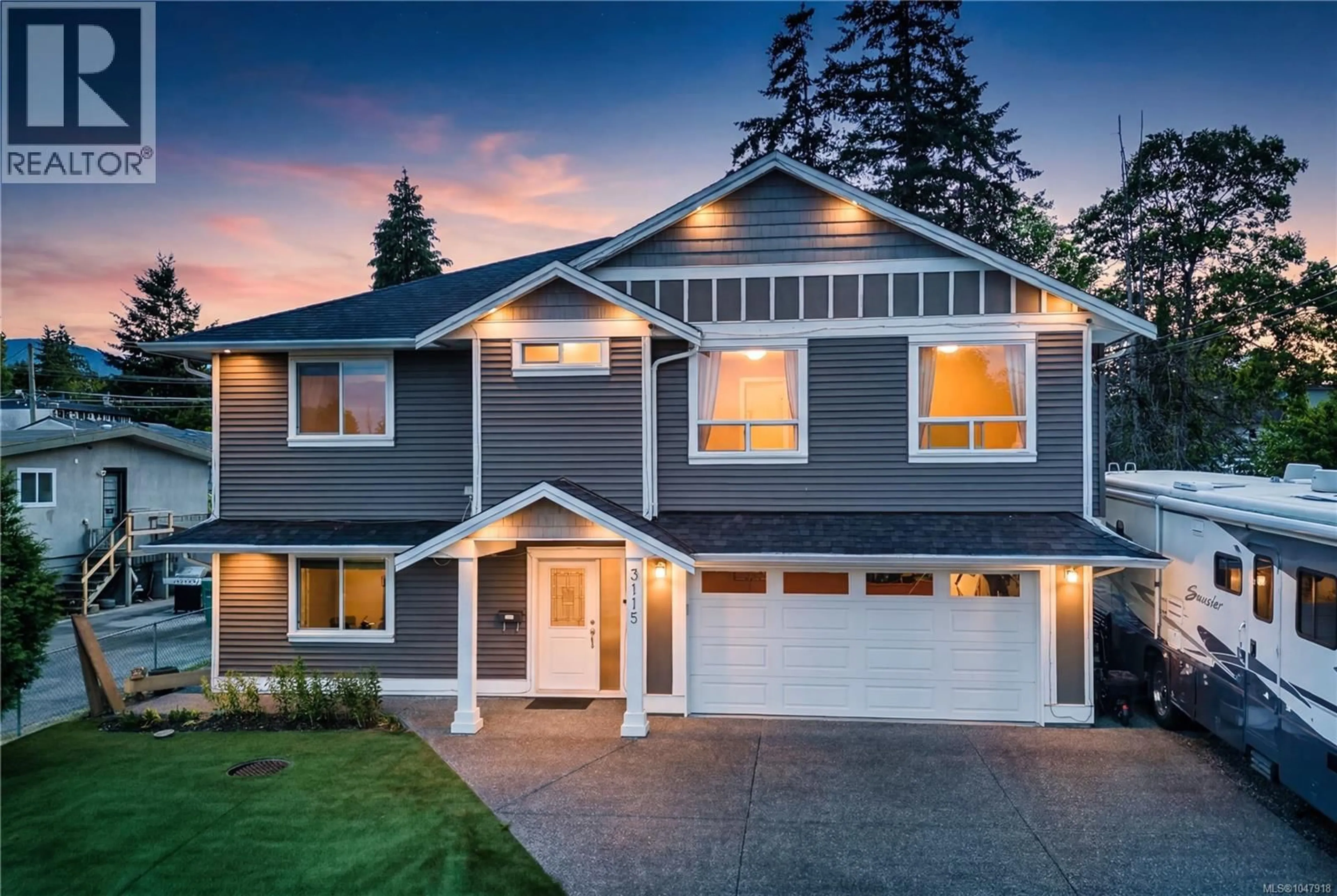 Home with vinyl exterior material, street for 3115 UPLANDS DRIVE, Nanaimo British Columbia V9T2S9