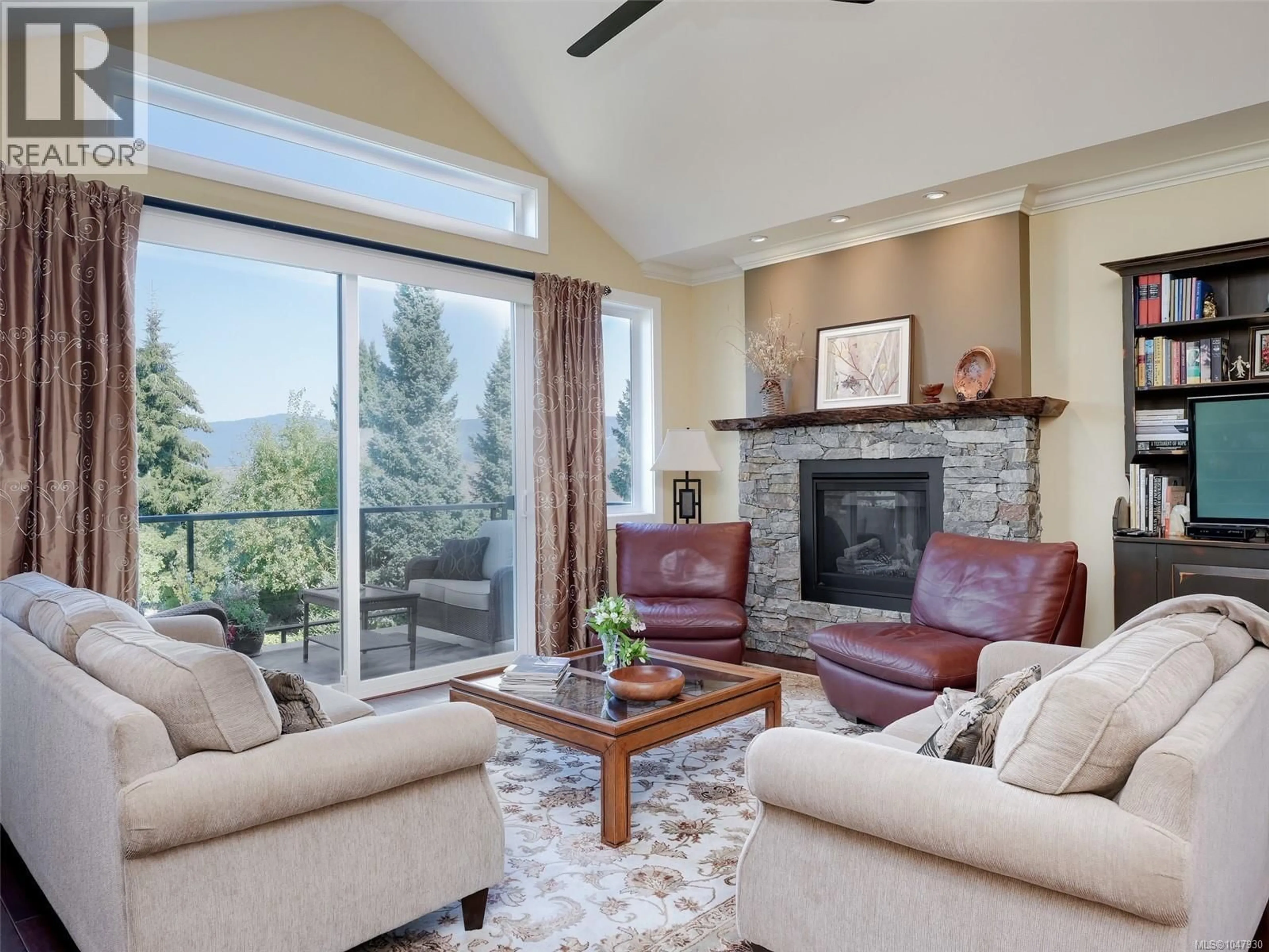 Living room with furniture, unknown for 806 COUNTRY CLUB DRIVE, Cobble Hill British Columbia V8H0K8