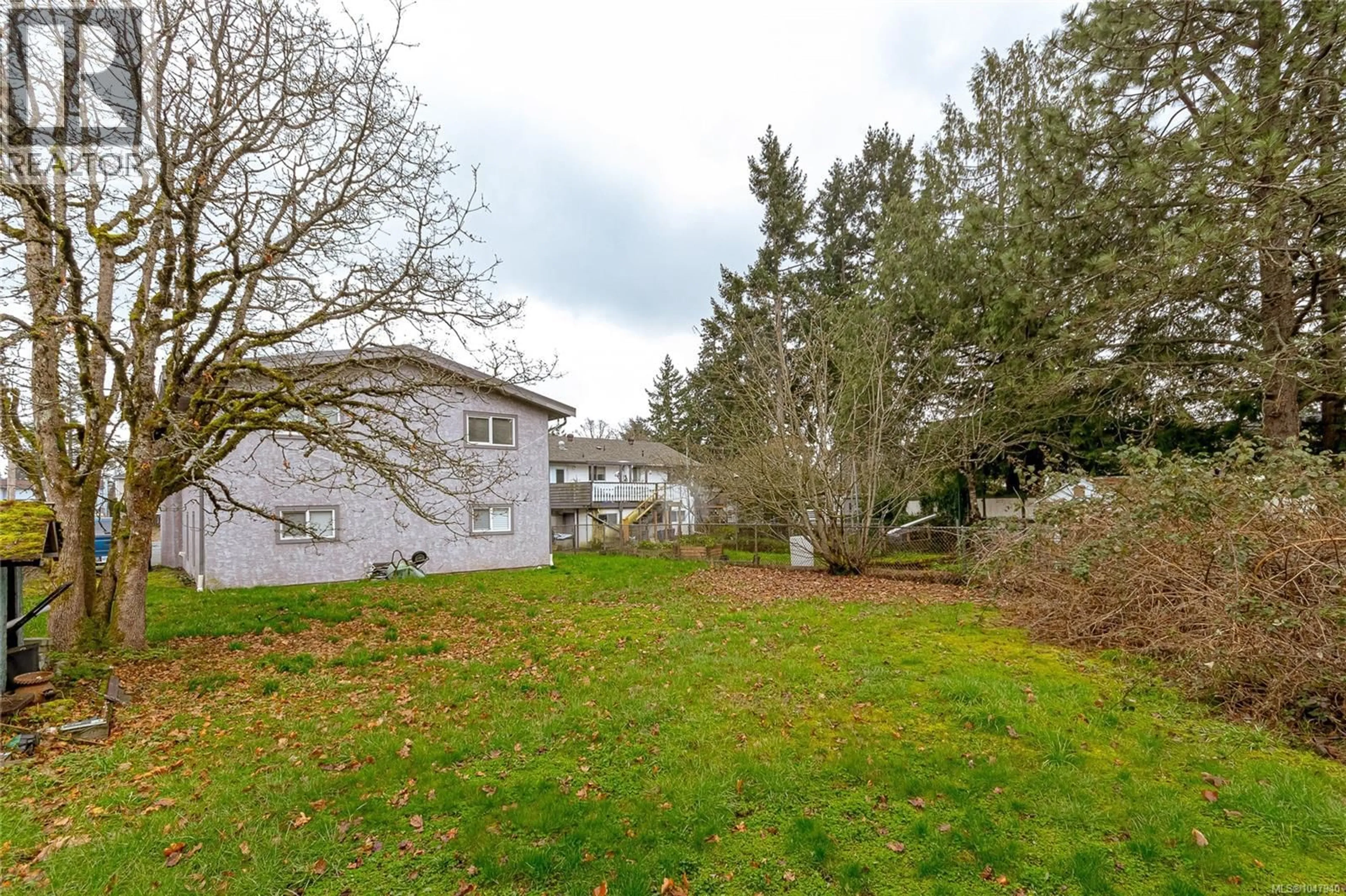 A pic from outside/outdoor area/front of a property/back of a property/a pic from drone, unknown for 2754 SCAFE ROAD, Langford British Columbia V9B3W7