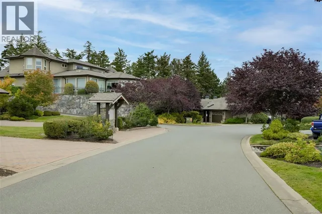 10 - 3650 CITADEL PLACE, Colwood 4