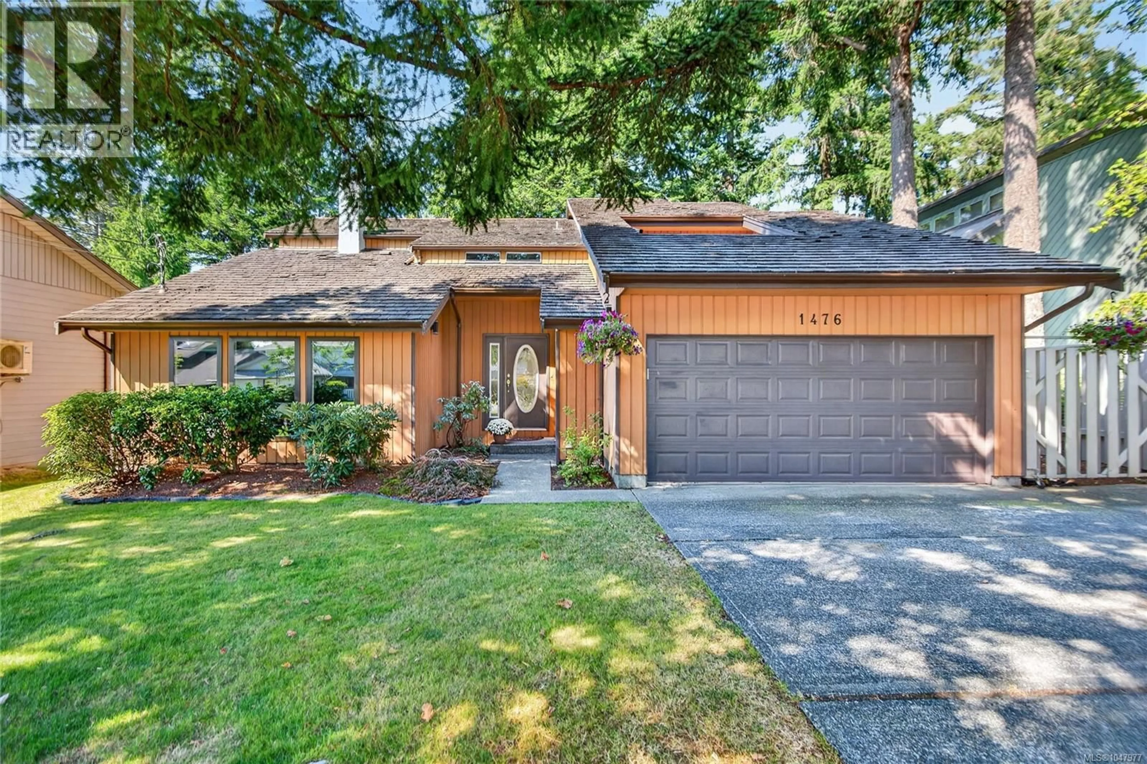 Home with brick exterior material, street for 1476 LEED ROAD, Campbell River British Columbia V9W5M8
