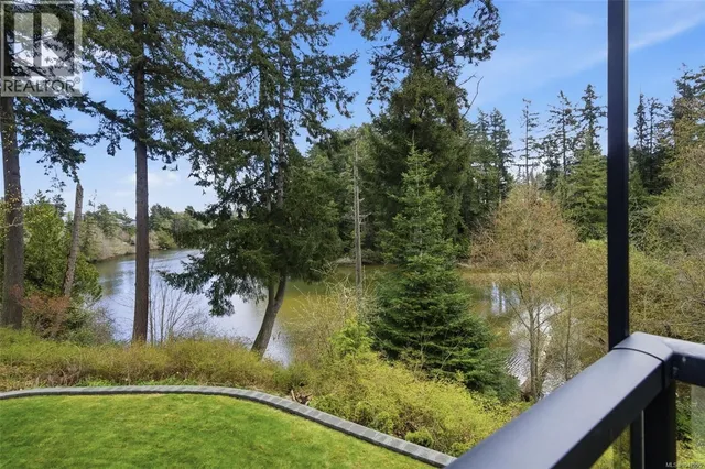 107 PARSONS ROAD, View Royal 3