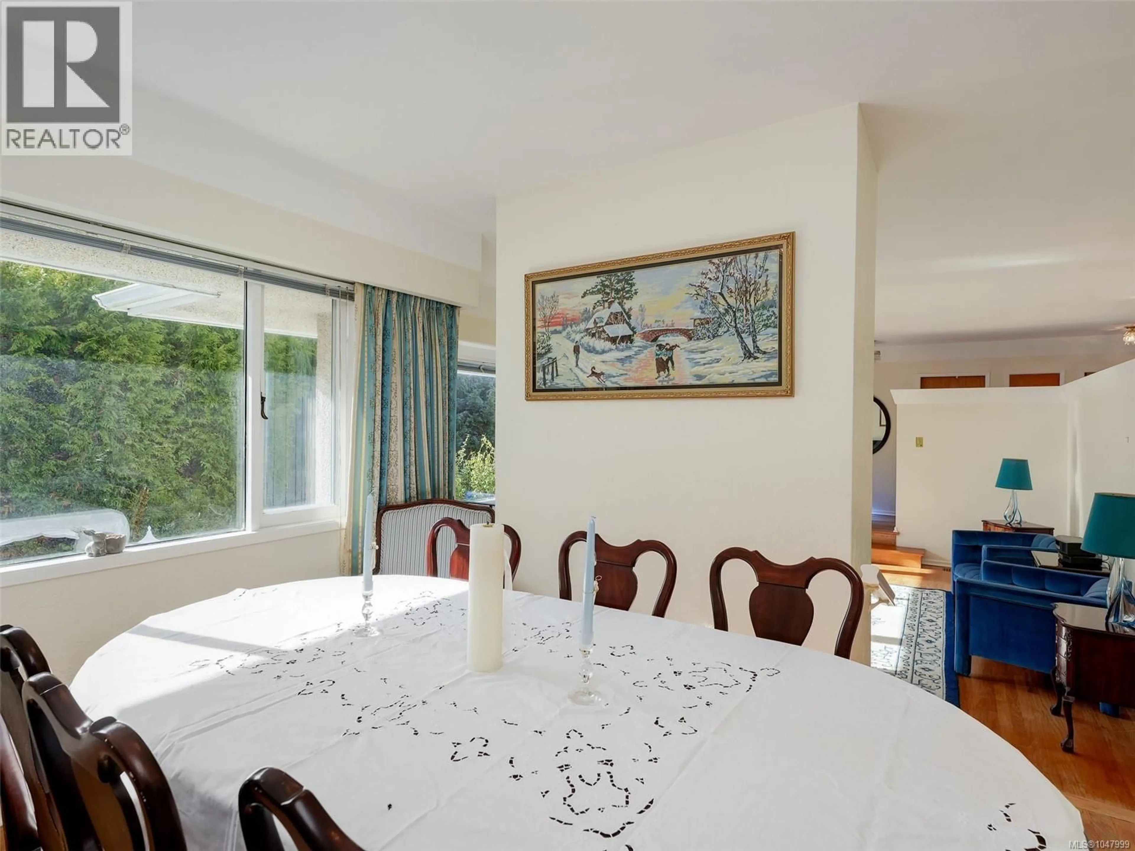 Dining room, unknown for 3896 HOBBS STREET, Saanich British Columbia V8N4C9
