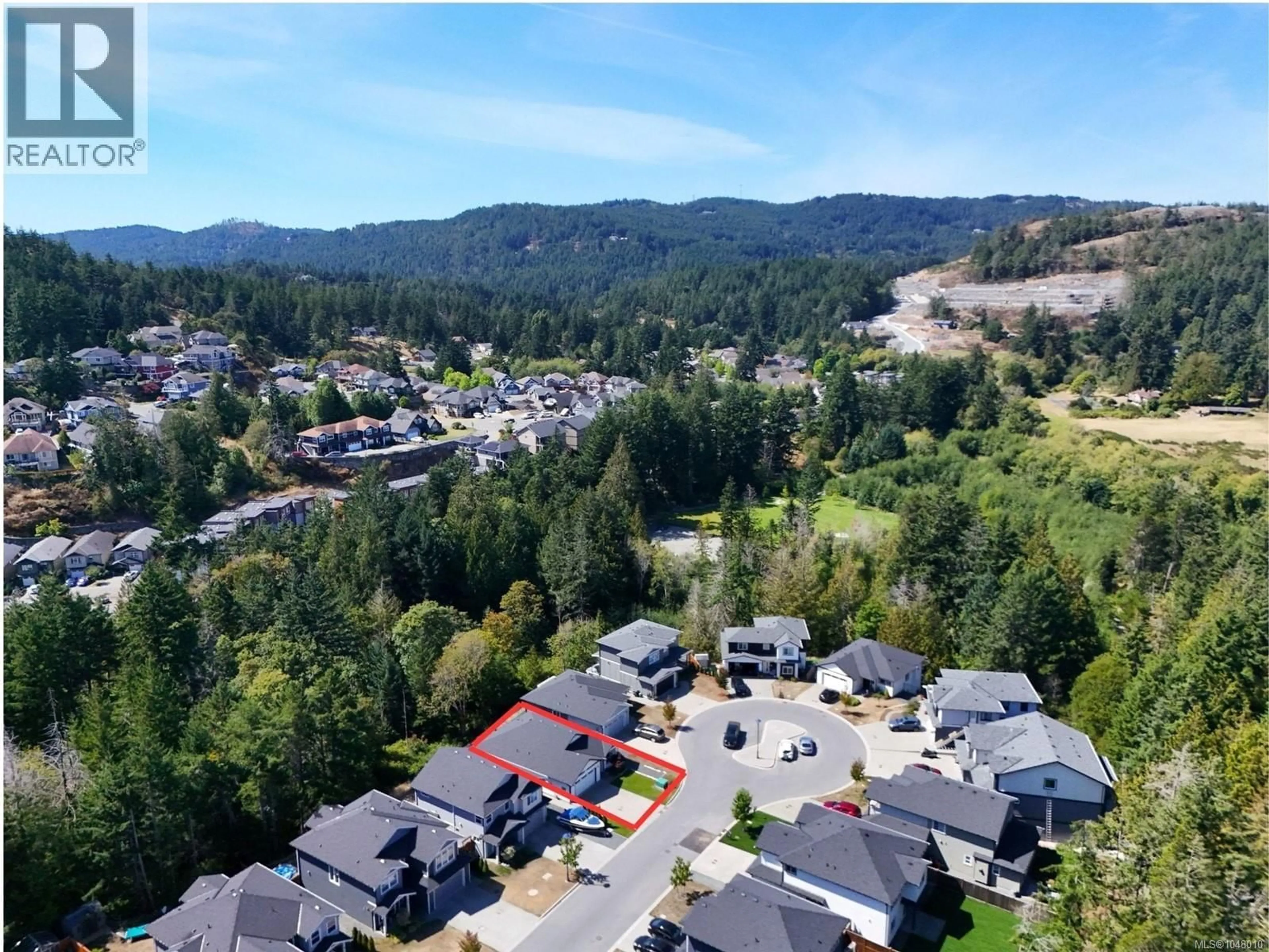 A pic from outside/outdoor area/front of a property/back of a property/a pic from drone, mountain view for 933 BLAKEON PLACE, Langford British Columbia V9C0R3
