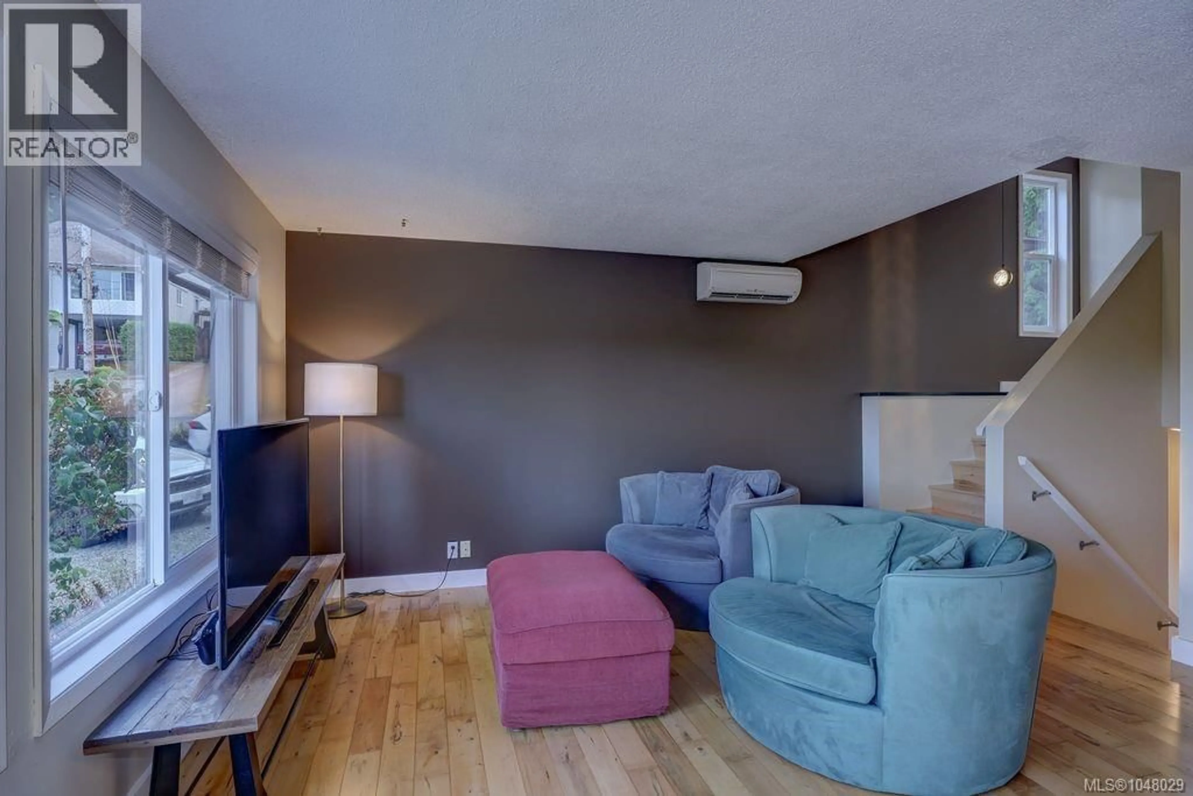 Living room with furniture, unknown for 42 KANAKA PLACE, Nanaimo British Columbia V9T5B7