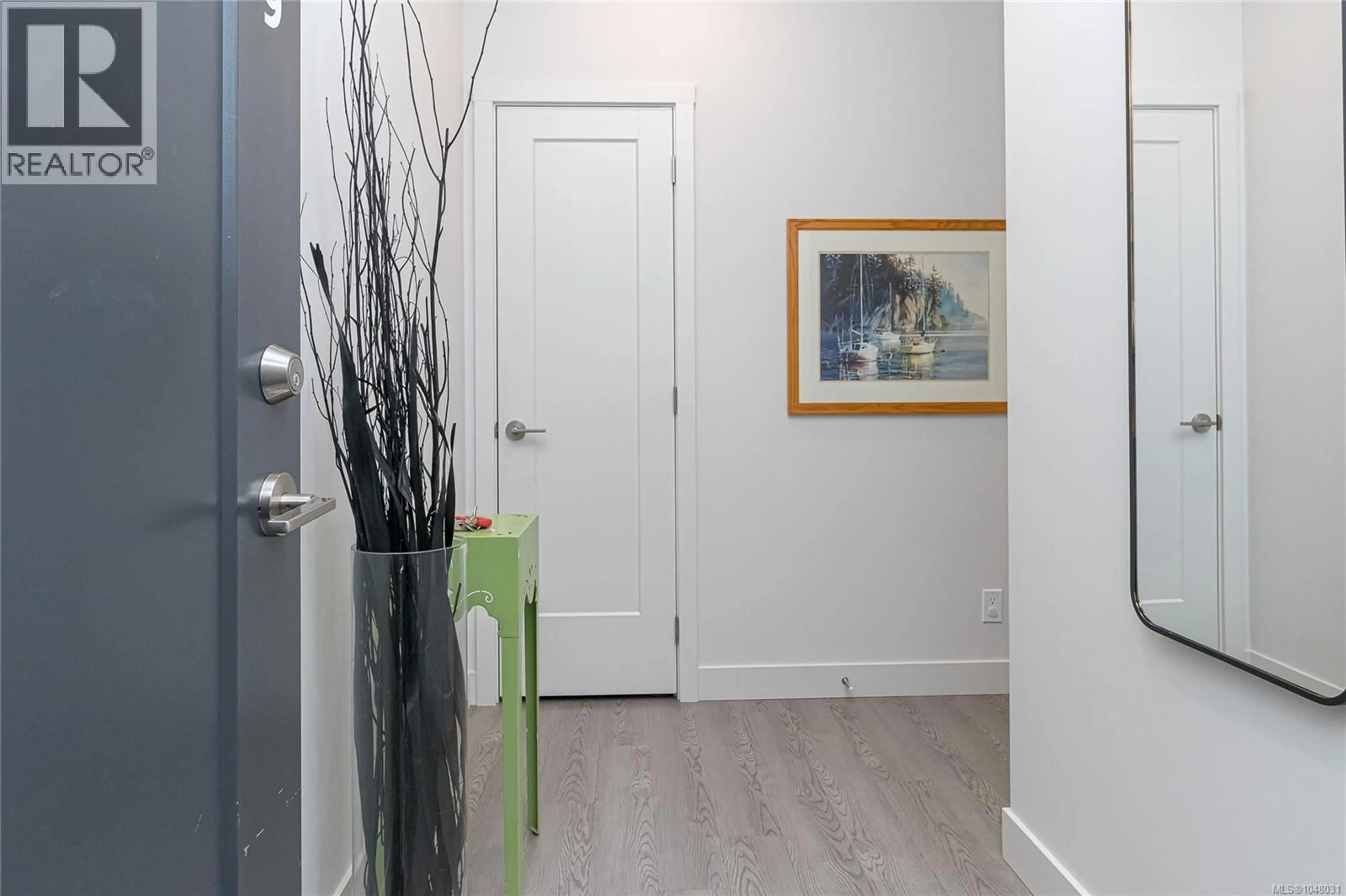 Indoor entryway for 409 - 707 TREANOR AVENUE, Langford British Columbia V9B0X7