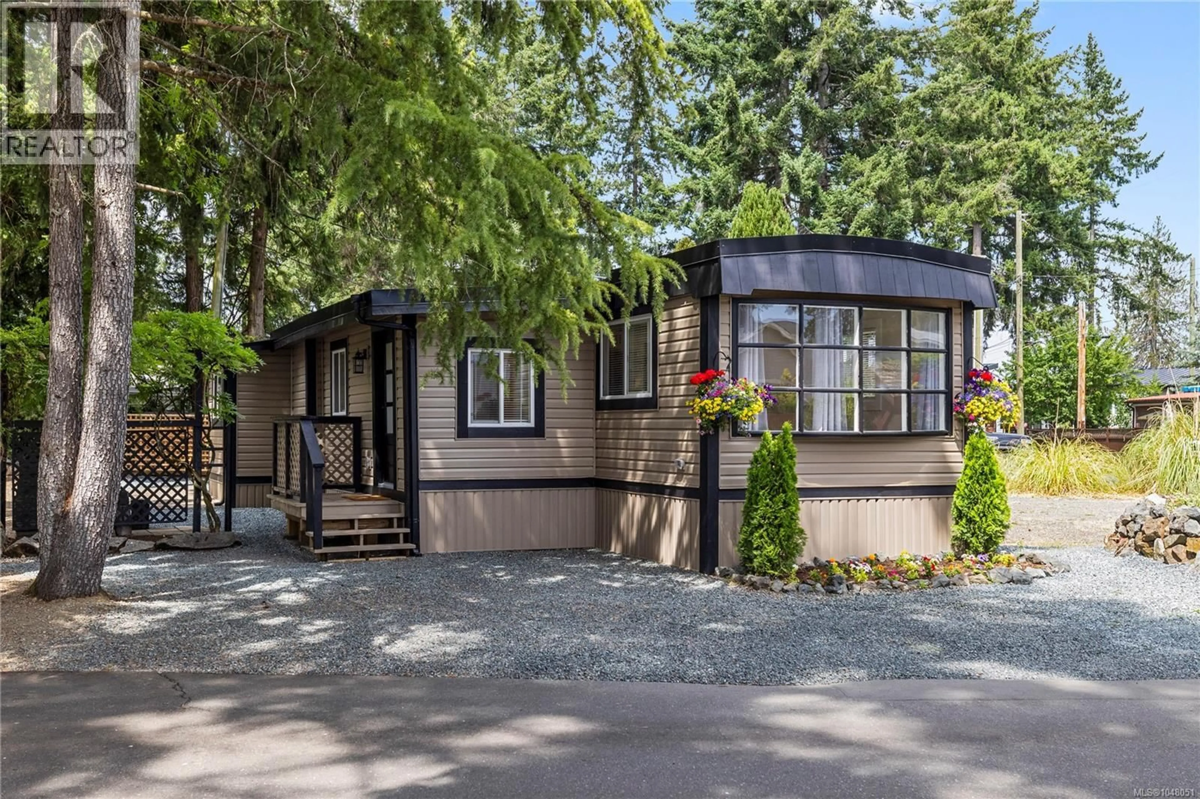 Home with vinyl exterior material, street for 66 - 1247 ARBUTUS ROAD, Parksville British Columbia V9P1R3