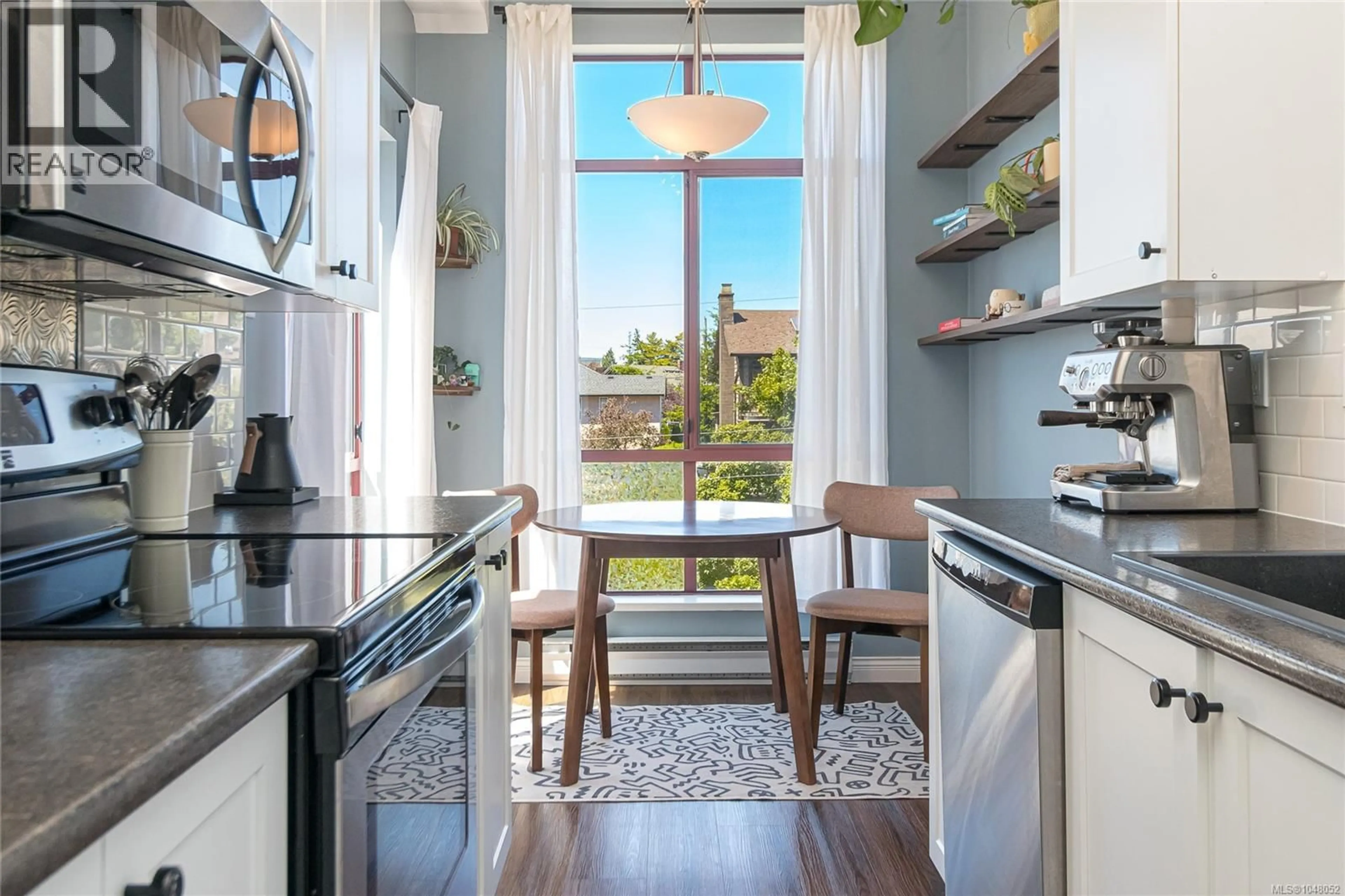 Contemporary kitchen, ceramic/tile floor for 407 - 545 MANCHESTER ROAD, Victoria British Columbia V8T5H6