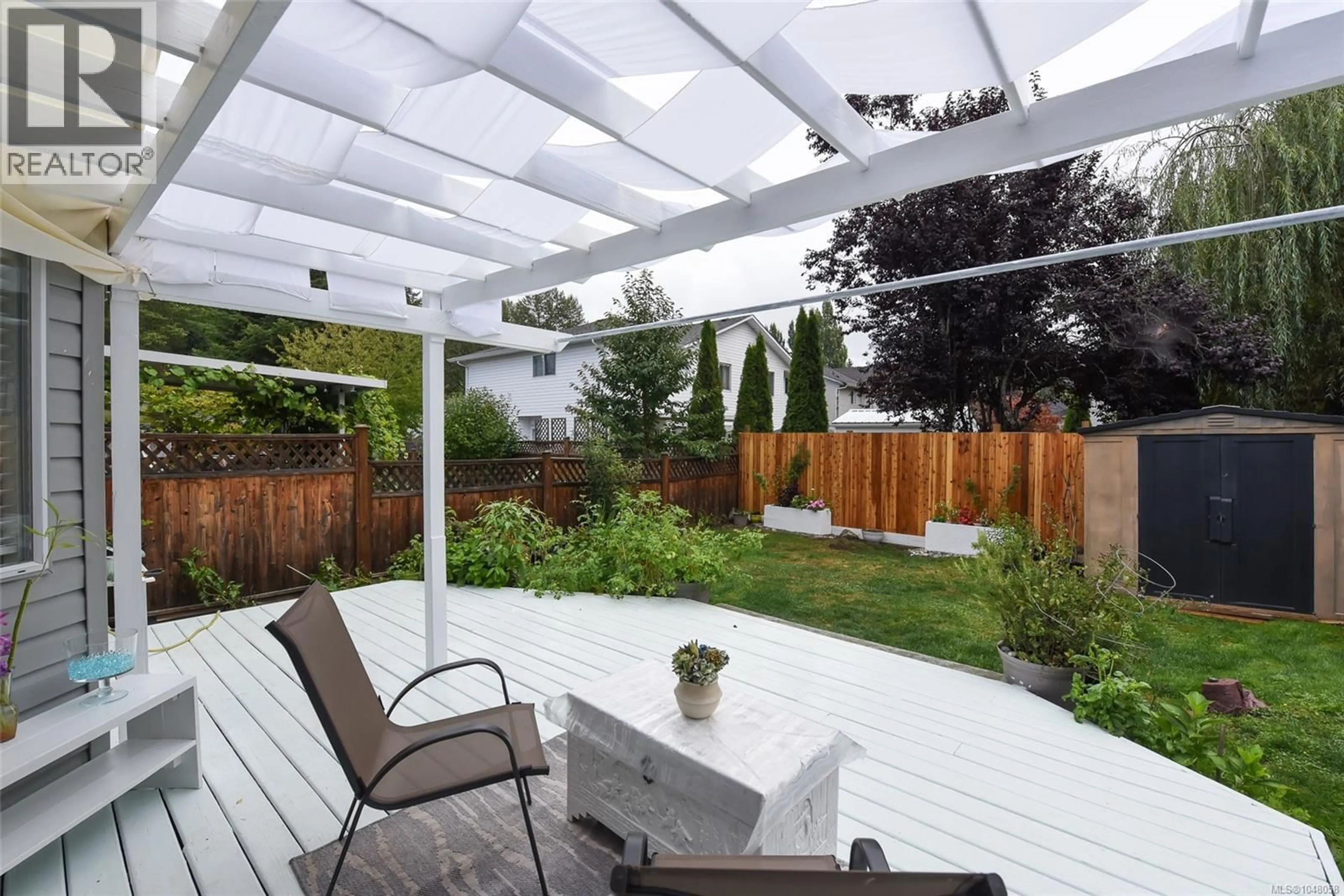 Patio, street for B - 2284 1ST STREET, Courtenay British Columbia V9N8X8