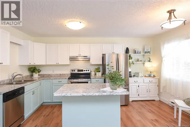B - 2284 1ST STREET, Courtenay 5