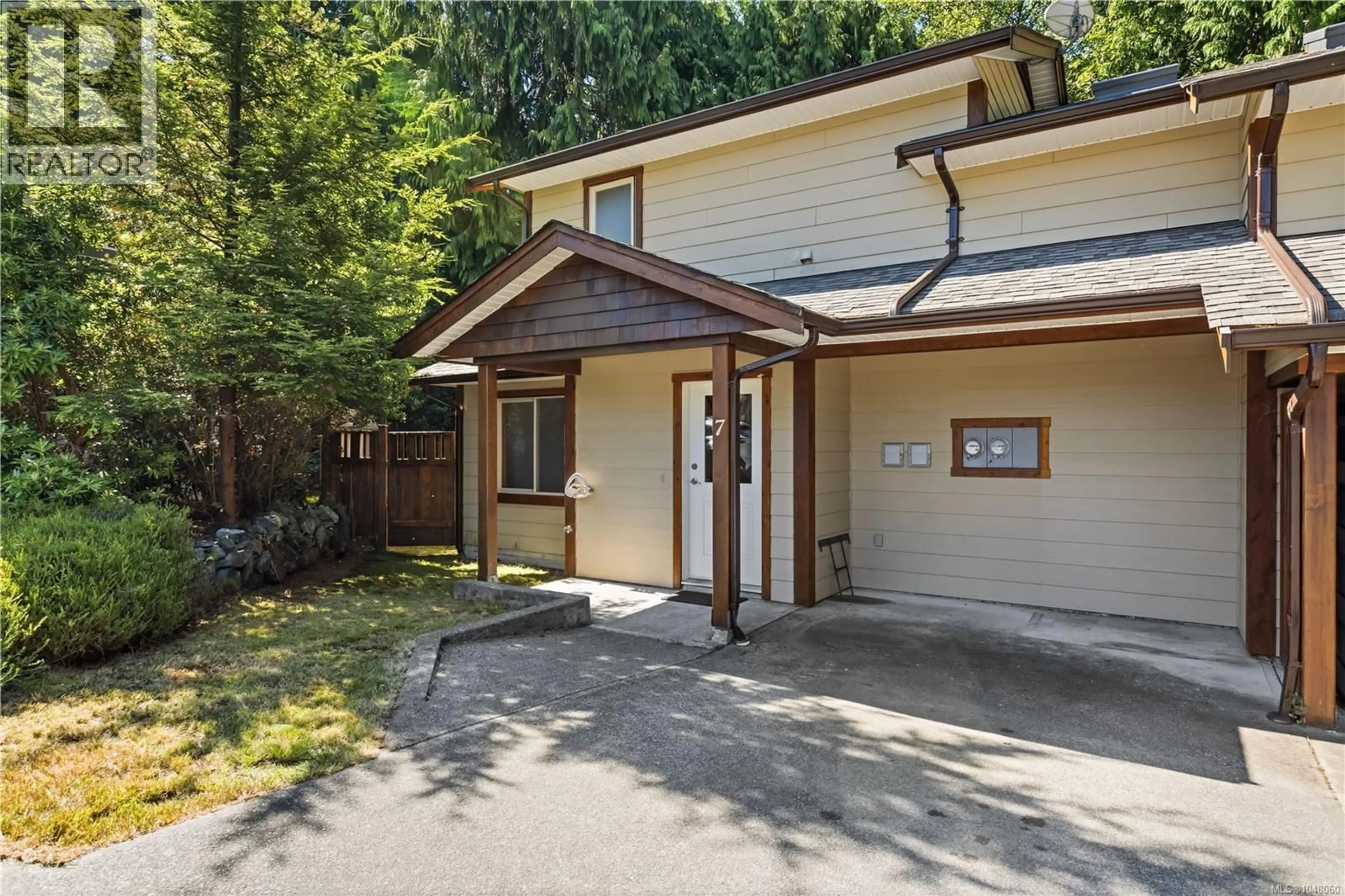 Unknown for 7 - 1626 HOLLY CRESCENT, Ucluelet British Columbia V0R3A0
