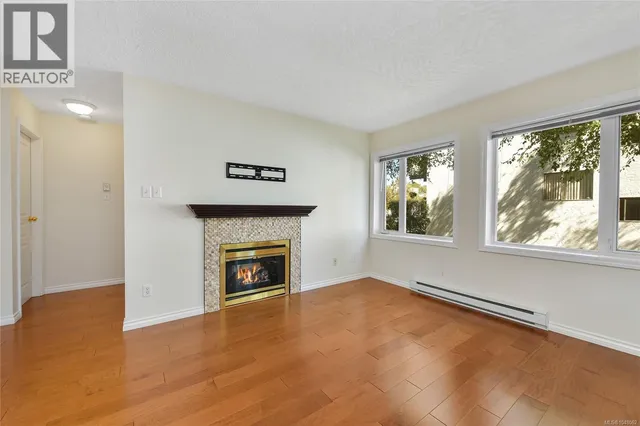 204 - 1037 RICHARDSON STREET, Victoria 5