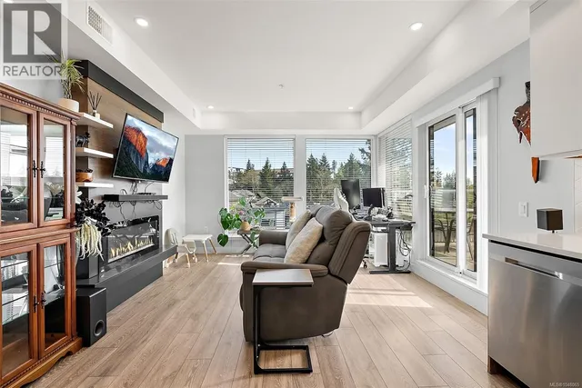 412 - 950 WHIRLAWAY CRESCENT, Langford