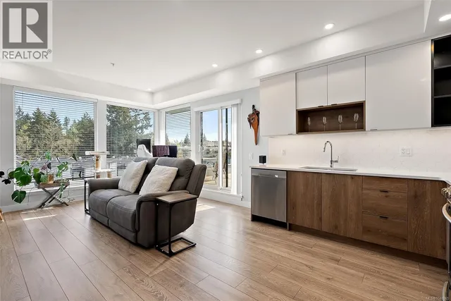 412 - 950 WHIRLAWAY CRESCENT, Langford 2