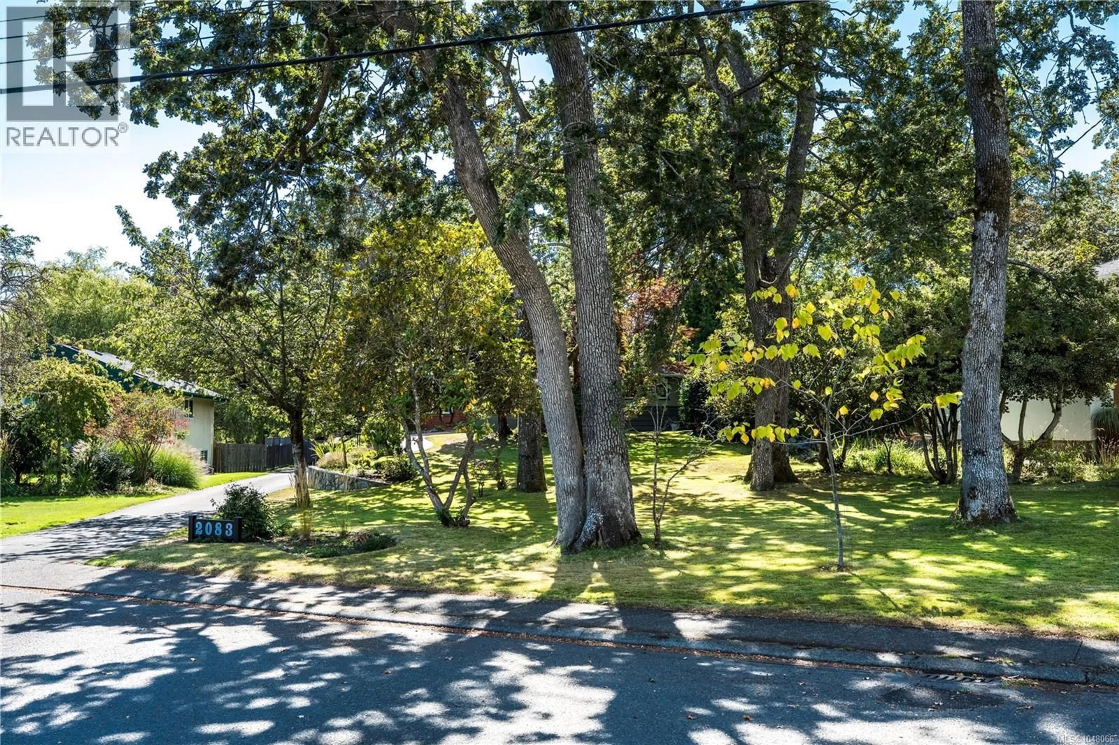 A pic from outside/outdoor area/front of a property/back of a property/a pic from drone, forest/trees view for 2083 RENFREW ROAD, Oak Bay British Columbia V8P1S3