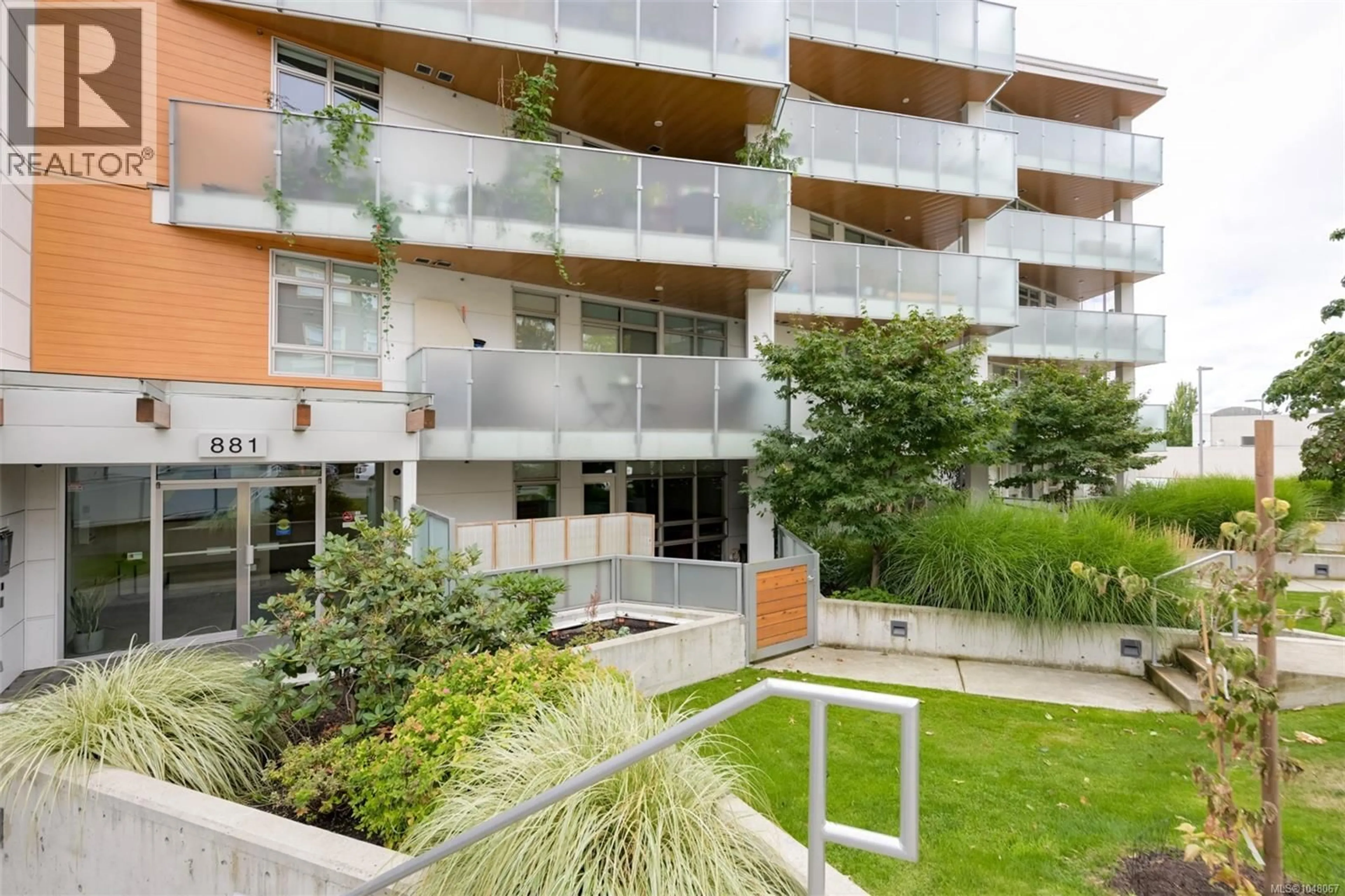 Patio, unknown for 103 - 881 SHORT STREET, Saanich British Columbia V8P2L3