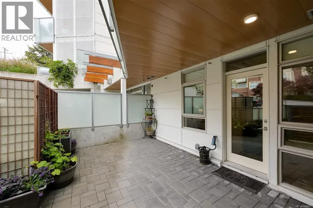 103 - 881 SHORT STREET, Saanich 5