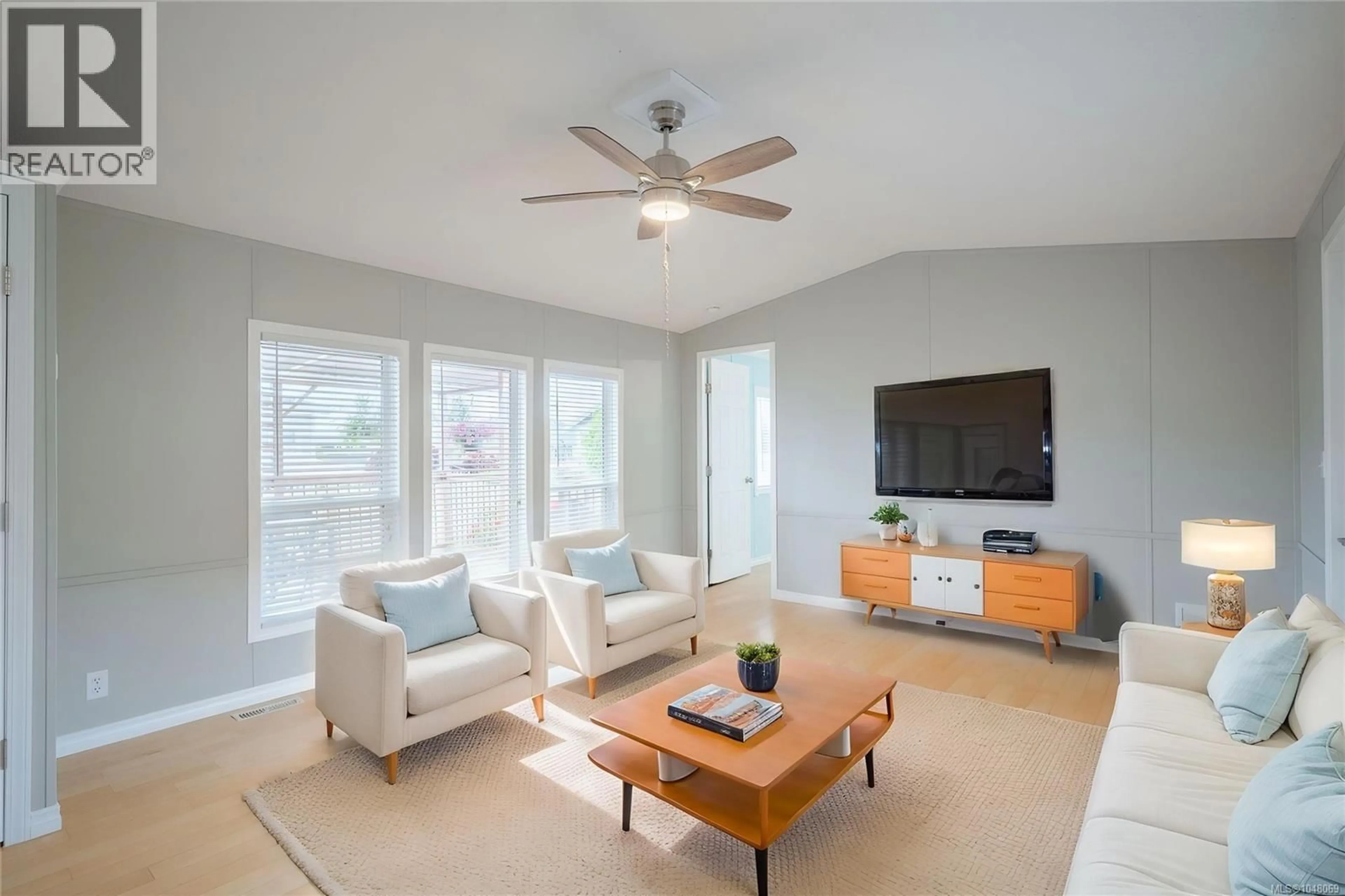 Living room with furniture, unknown for 58 - 2301 ARBOT ROAD, Nanaimo British Columbia V9R5K3