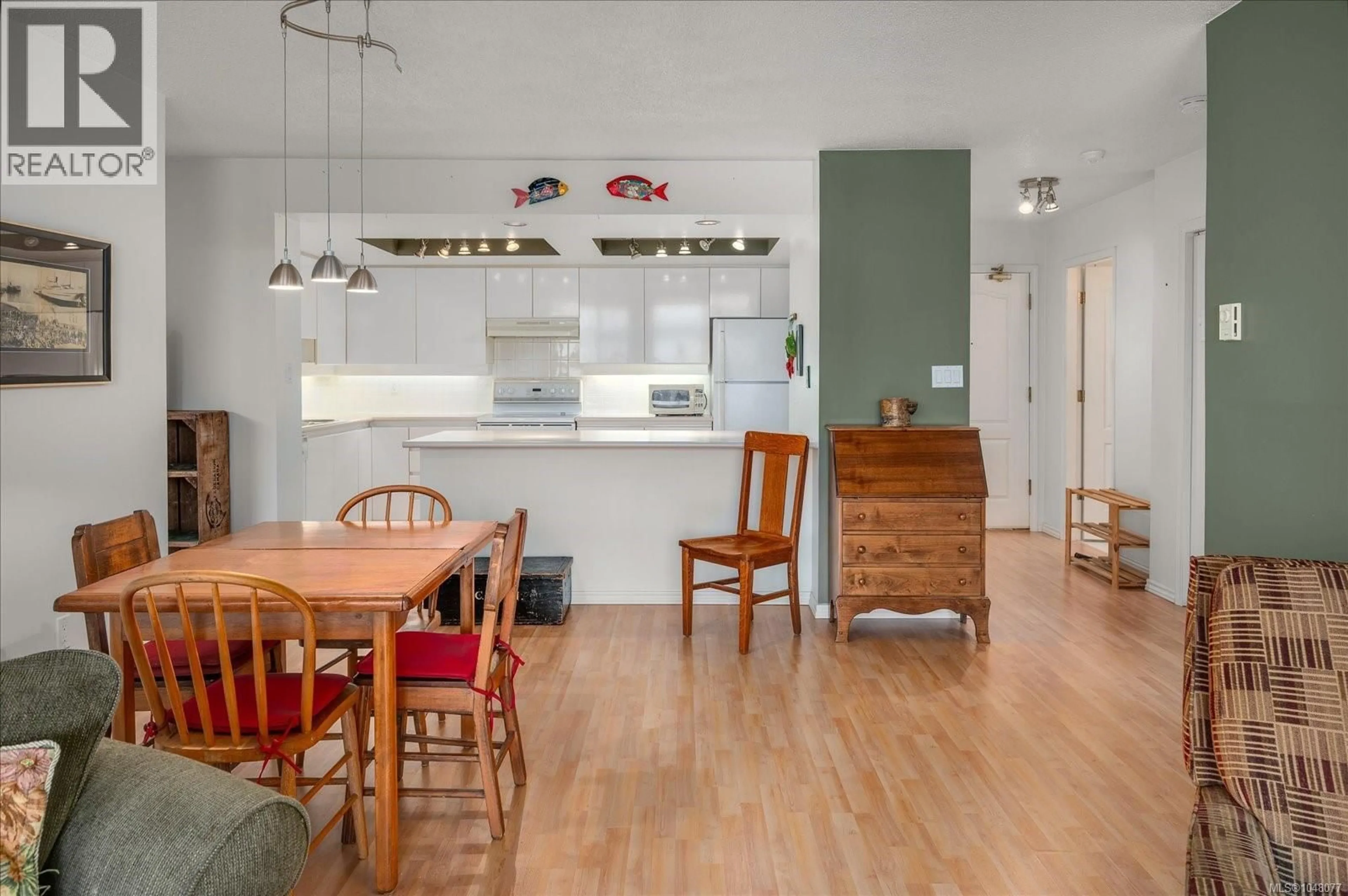 Open concept kitchen, unknown for 110 - 150 PROMENADE DRIVE, Nanaimo British Columbia V9R6M6