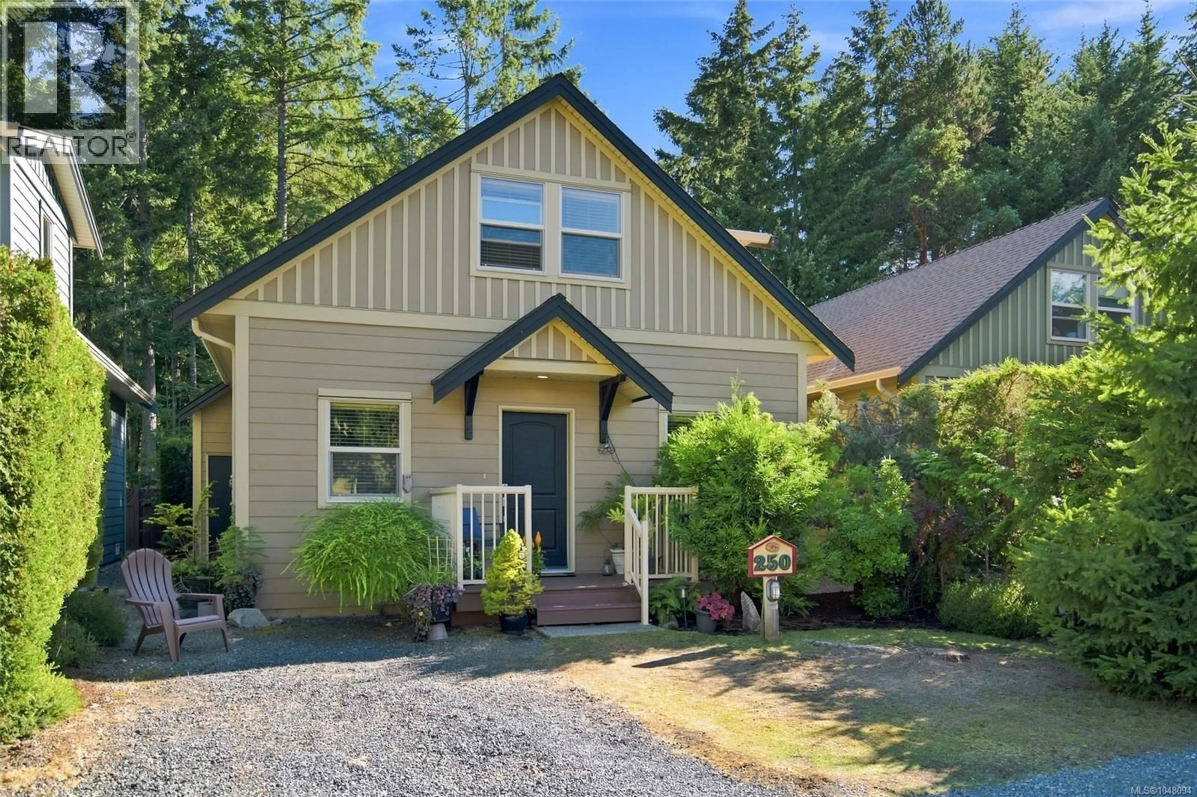 Home with vinyl exterior material, street for 250 - 1130 RESORT DRIVE, Parksville British Columbia V9P2E3