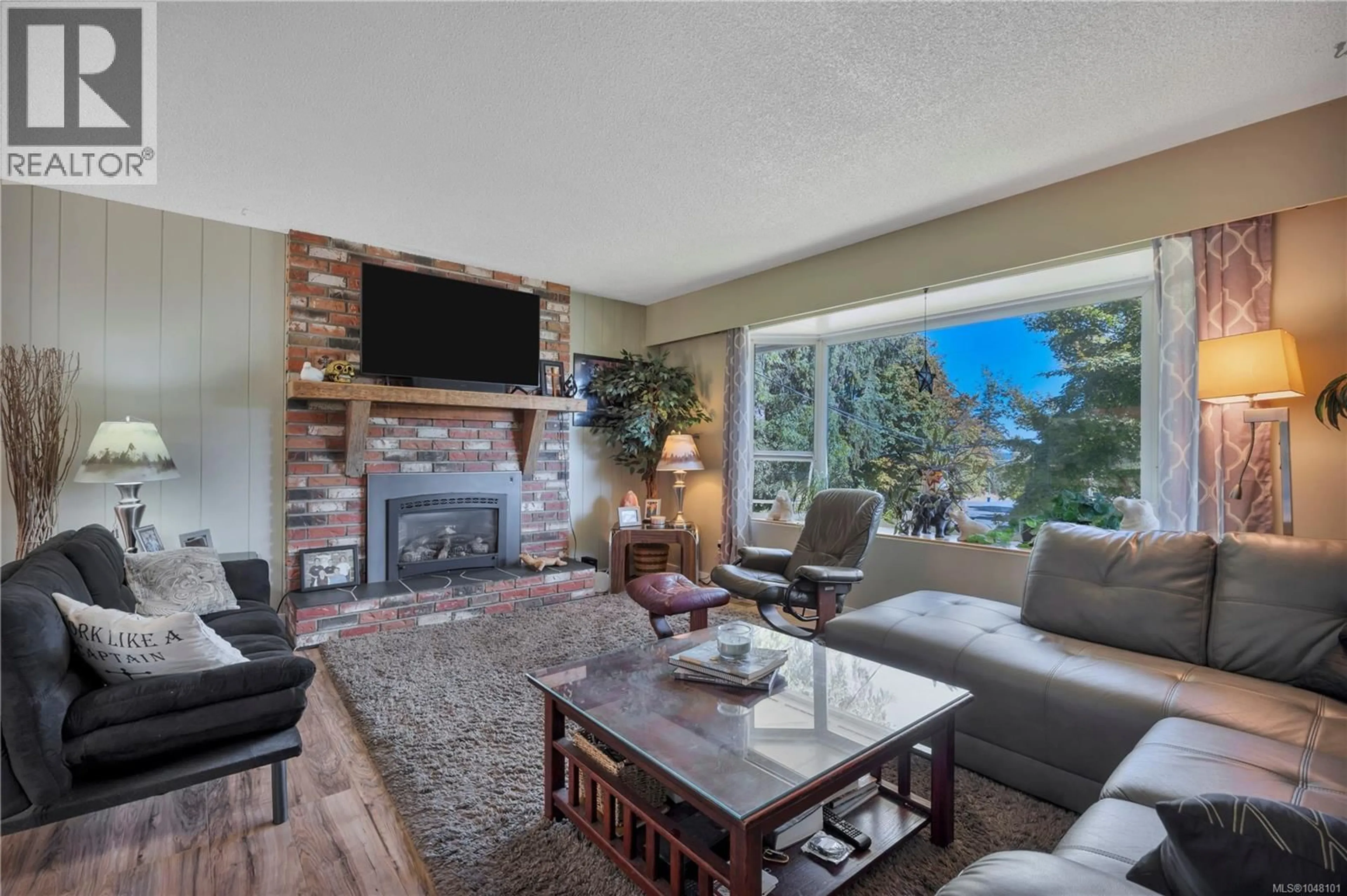 Living room with furniture, unknown for 3310 SMUGGLERS HILL DRIVE, Nanaimo British Columbia V9T3V3