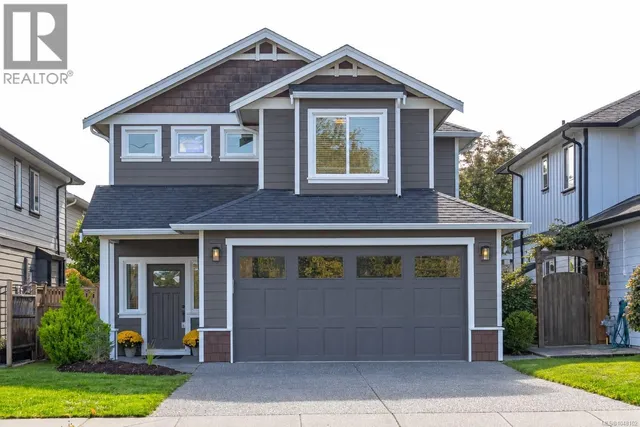 9373 EAST SAANICH ROAD, North Saanich 2