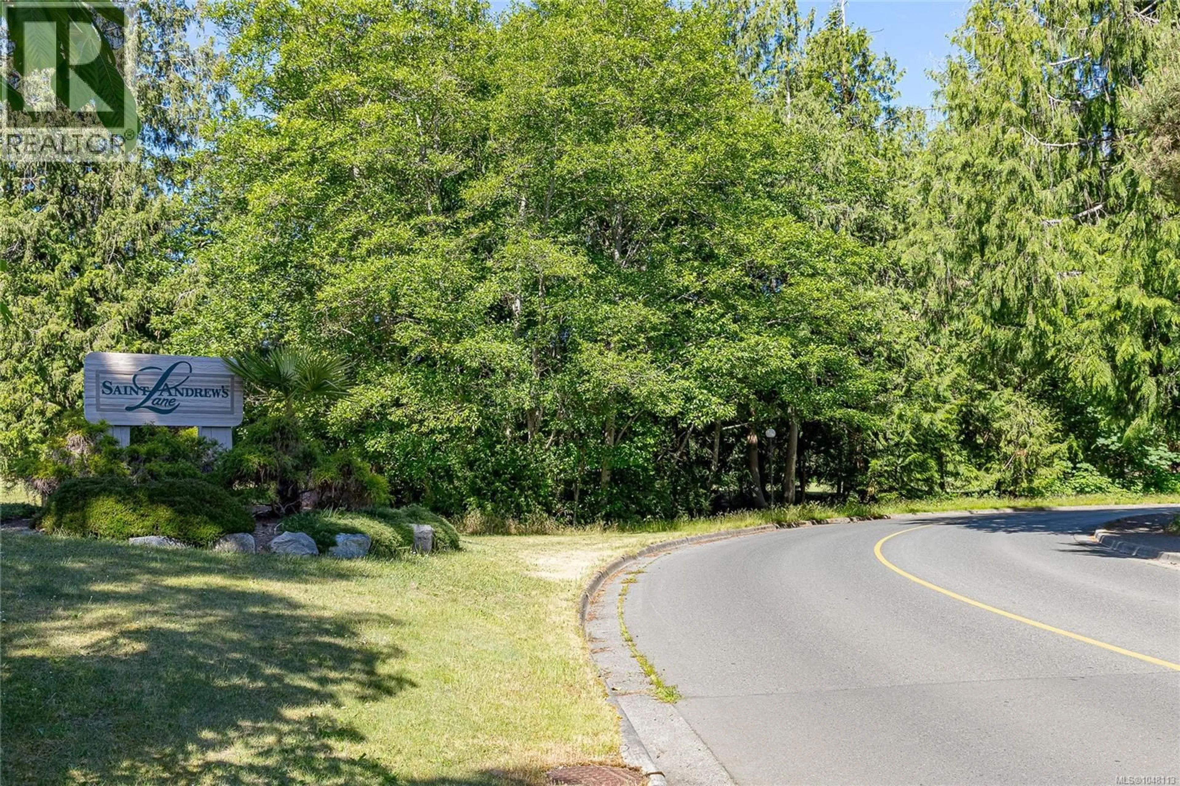 A pic from outside/outdoor area/front of a property/back of a property/a pic from drone, forest/trees view for 902 LAKES BOULEVARD, Parksville British Columbia V9P2P8