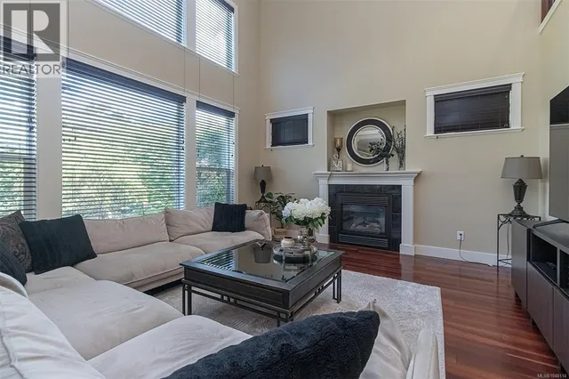 971 GADE ROAD, Langford 5