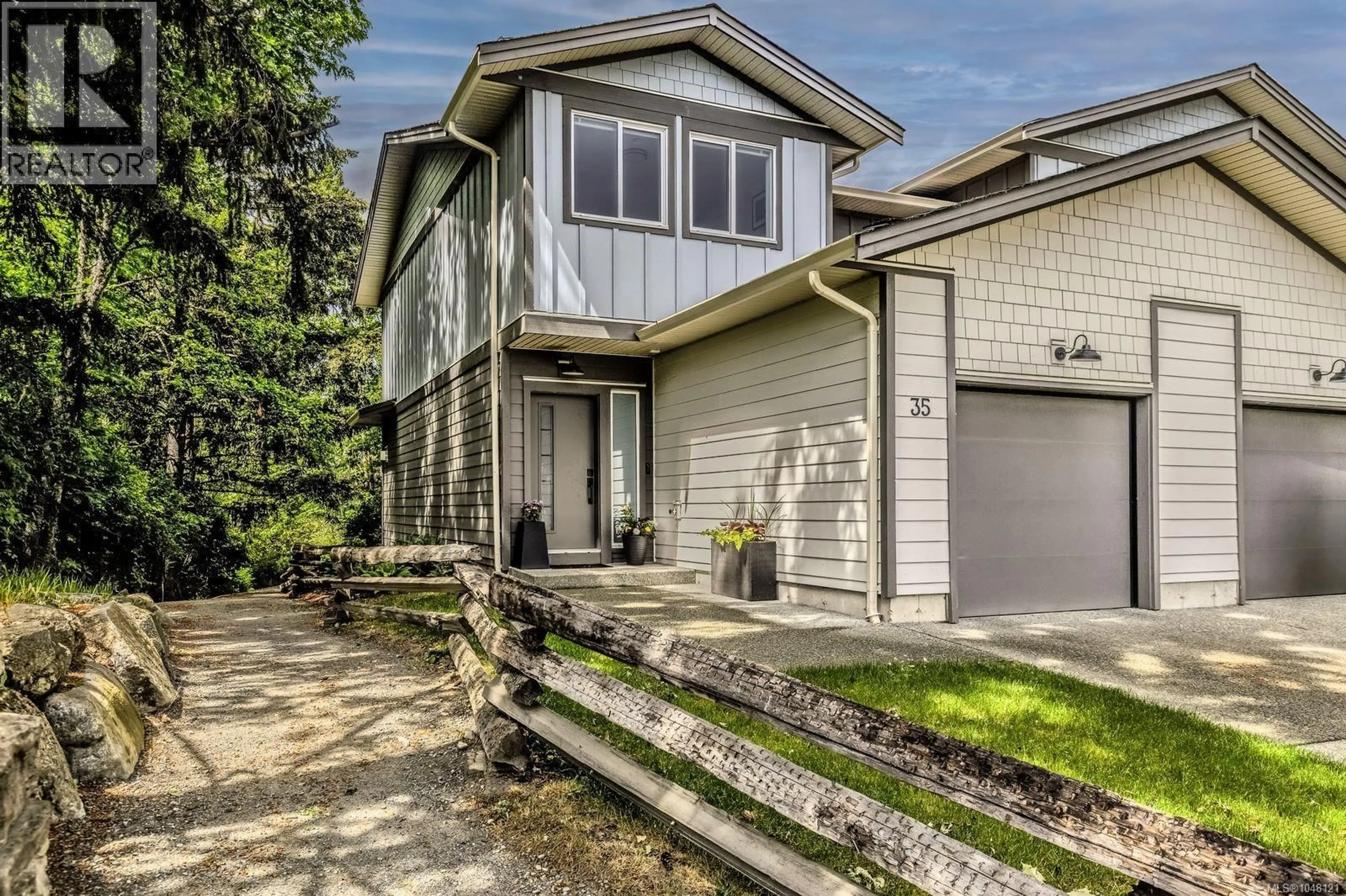 Home with vinyl exterior material, street for 35 - 3195 HERONS WAY, Duncan British Columbia V9L0H8