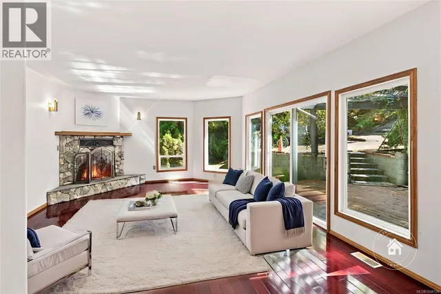 945 LITTLE MOUNTAIN ROAD, Errington 5