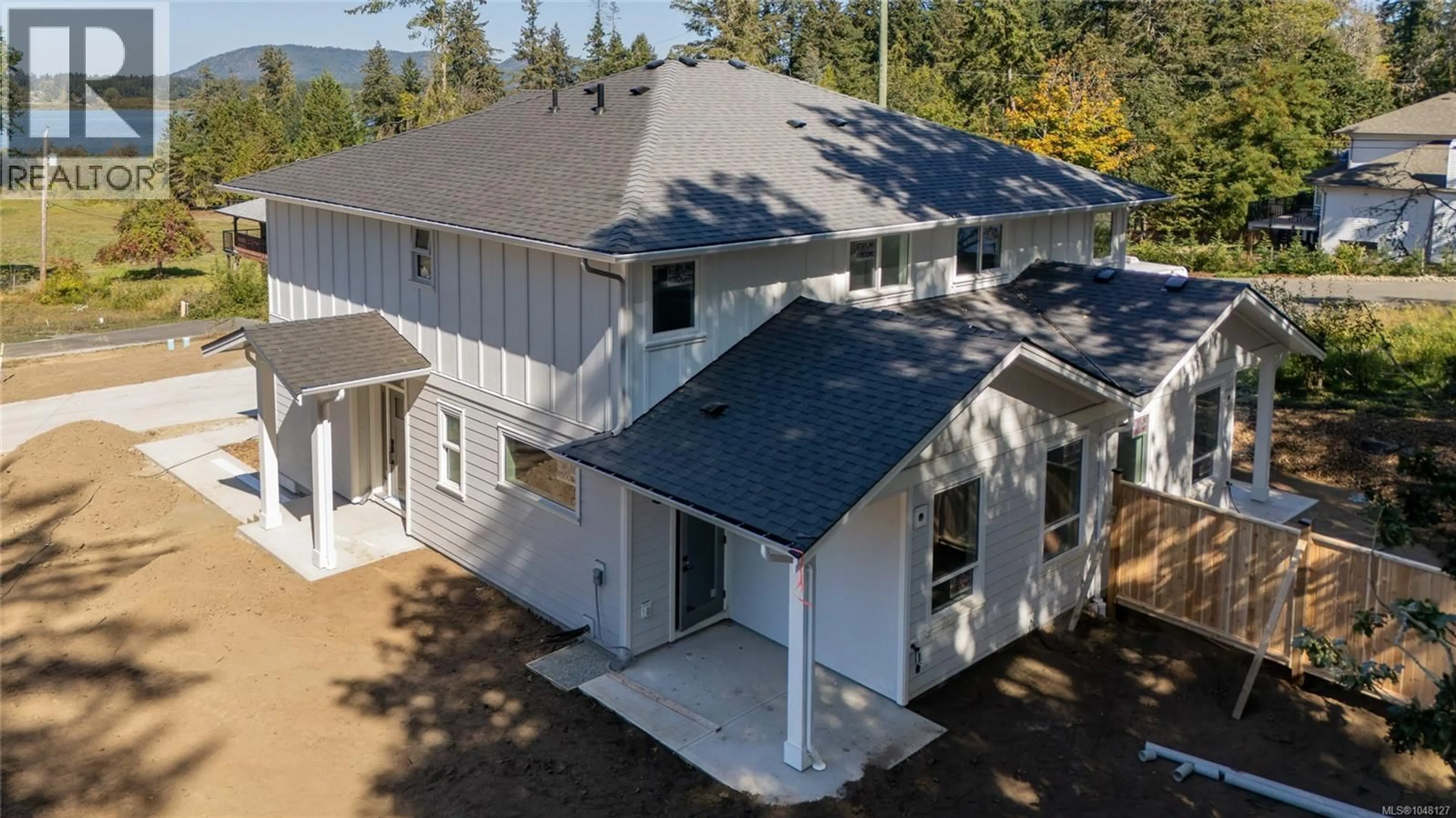 A pic from outside/outdoor area/front of a property/back of a property/a pic from drone, building for 1988 ANDEMERE WAY, Duncan British Columbia V9L5M1