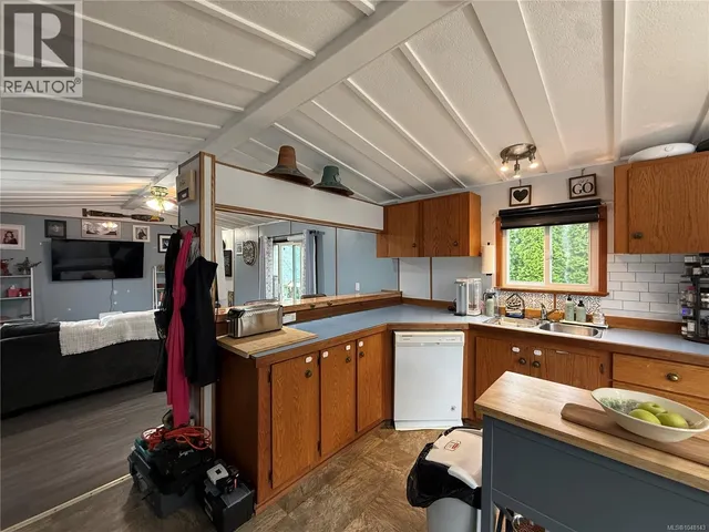 62 - 5250 BEAVER HARBOUR ROAD, Port Hardy 3