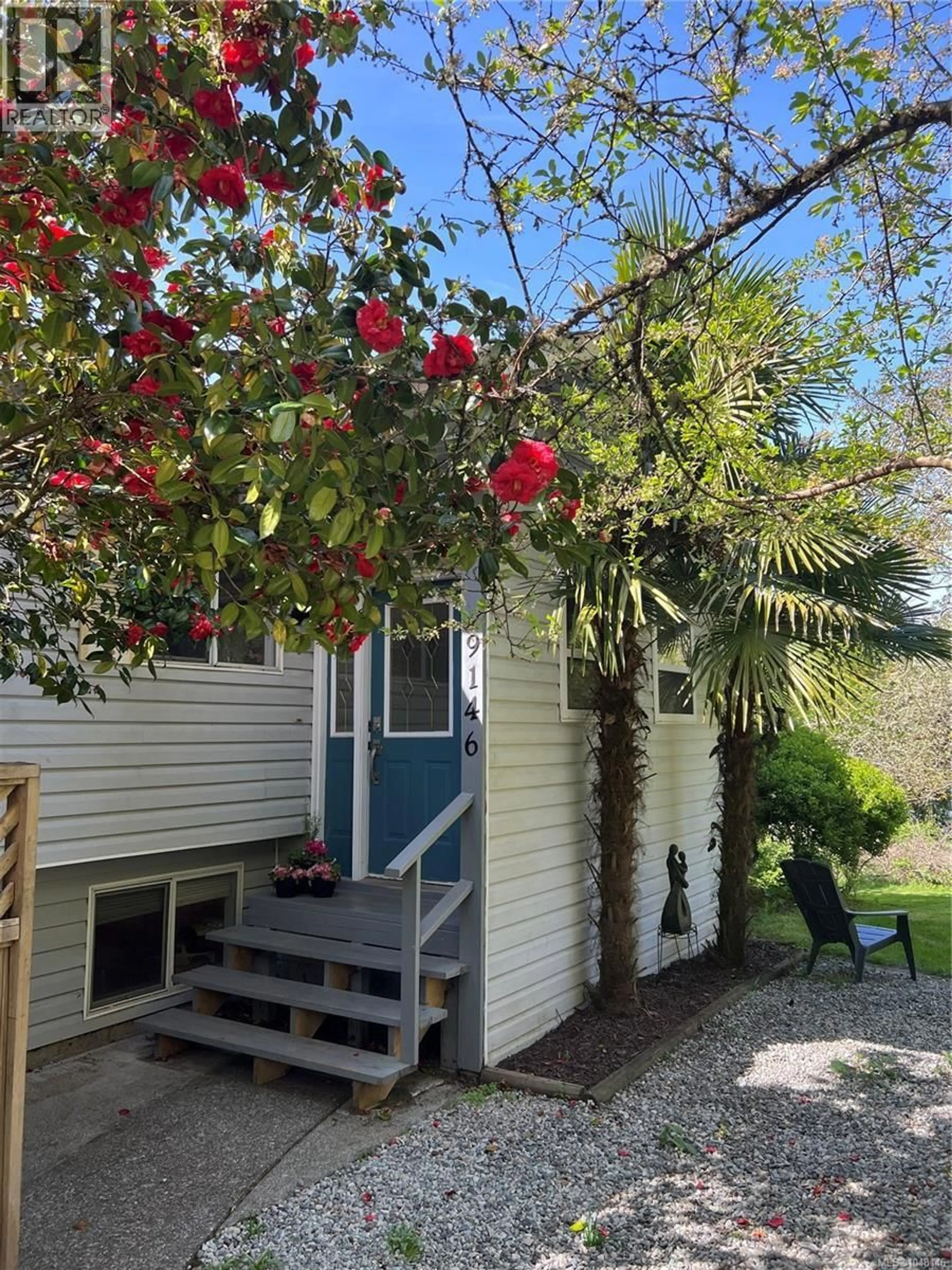 A pic from outside/outdoor area/front of a property/back of a property/a pic from drone, street for 9146 WEST SAANICH ROAD, North Saanich British Columbia V8L5T4