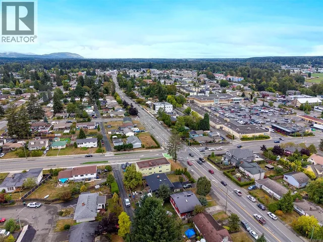 504 17TH STREET, Courtenay 5