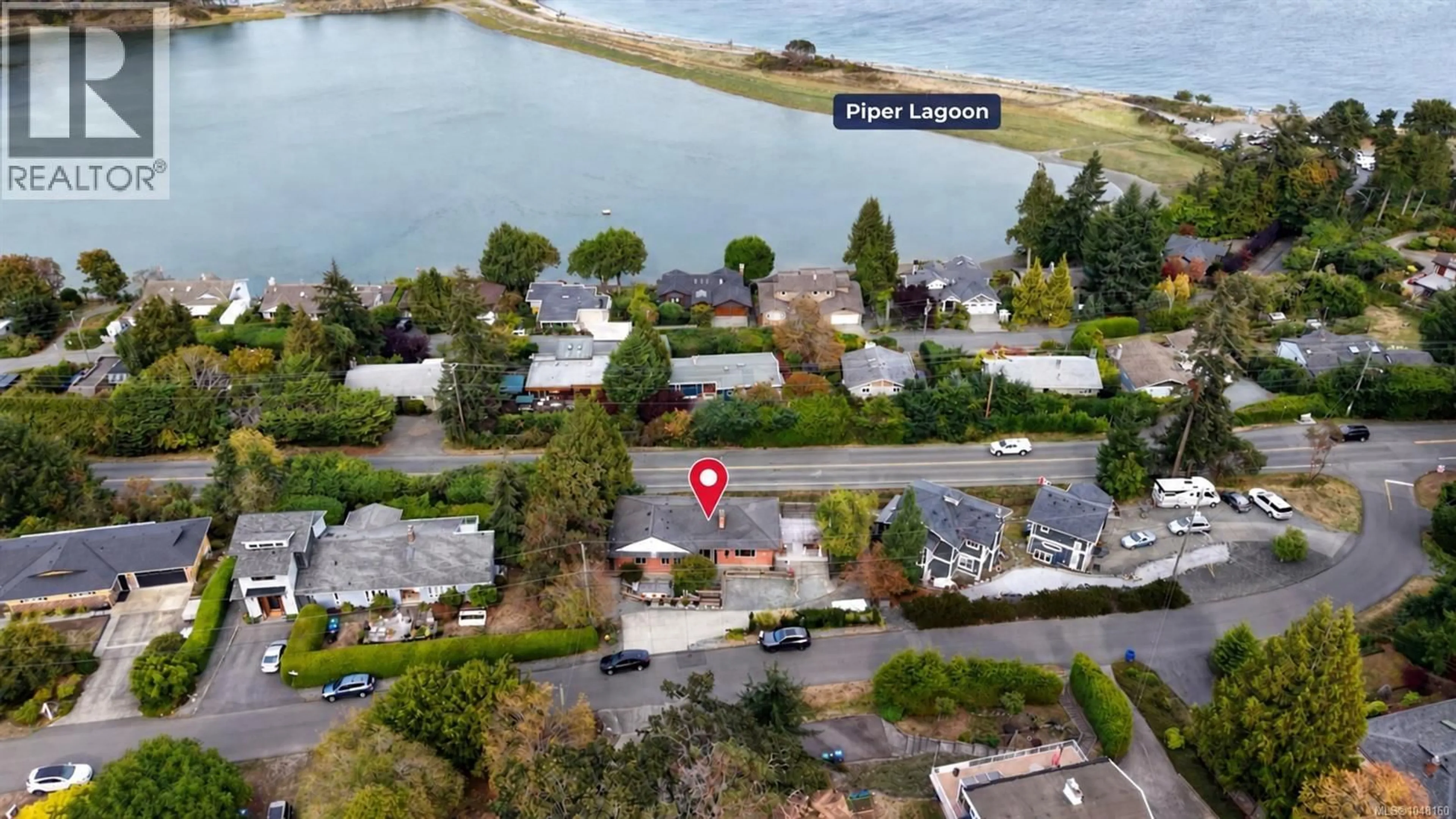 A pic from outside/outdoor area/front of a property/back of a property/a pic from drone, water/lake/river/ocean view for 3606 OVERLOOK DRIVE, Nanaimo British Columbia V9T1M6