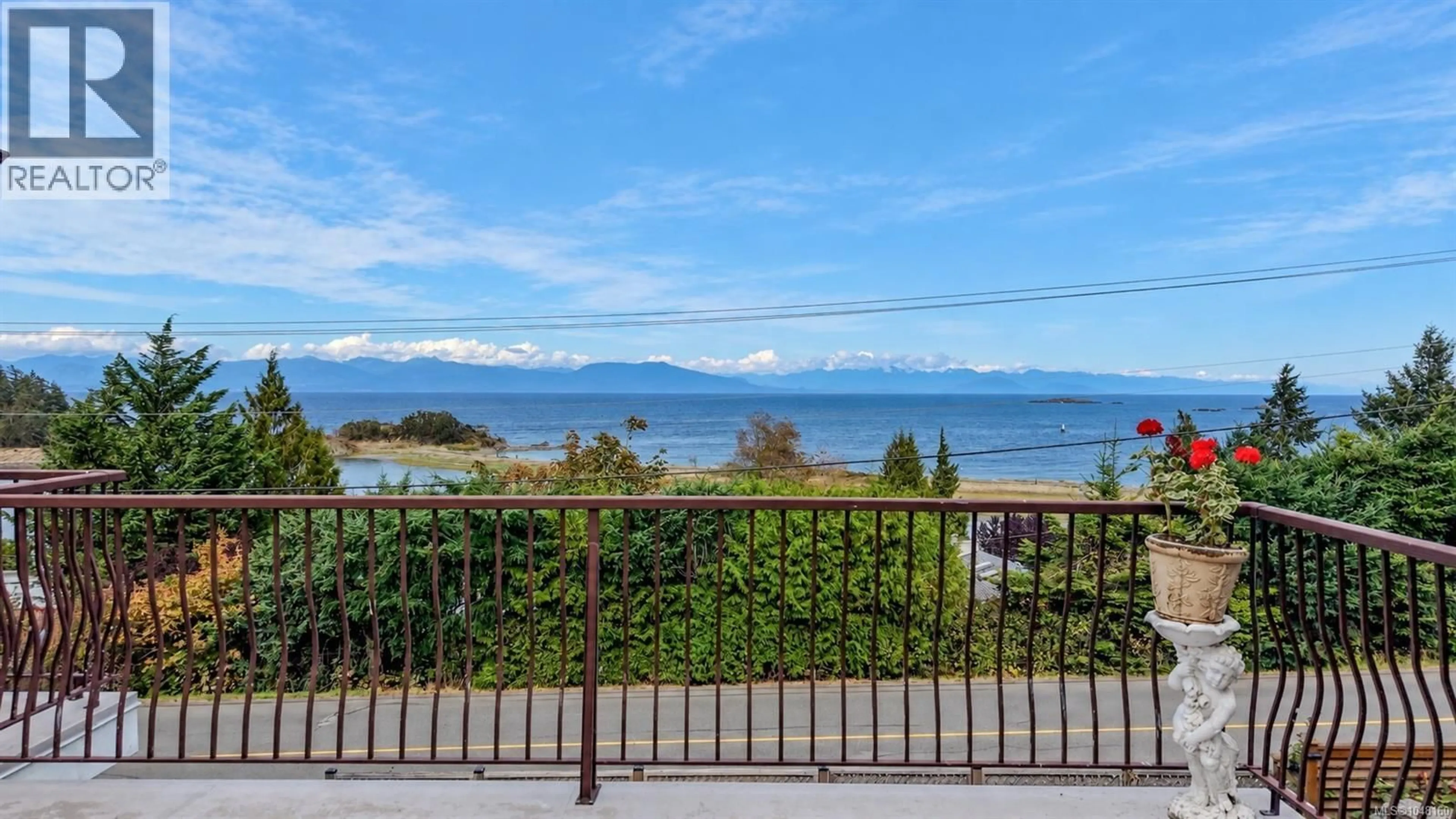Balcony in the apartment, water/lake/river/ocean view for 3606 OVERLOOK DRIVE, Nanaimo British Columbia V9T1M6